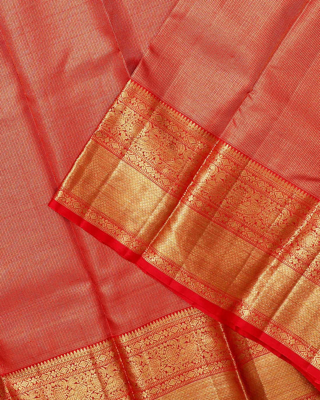 Exquisite Handloom Kanchipuram Pure Silk Saree with Intricate Zari Weave - Red