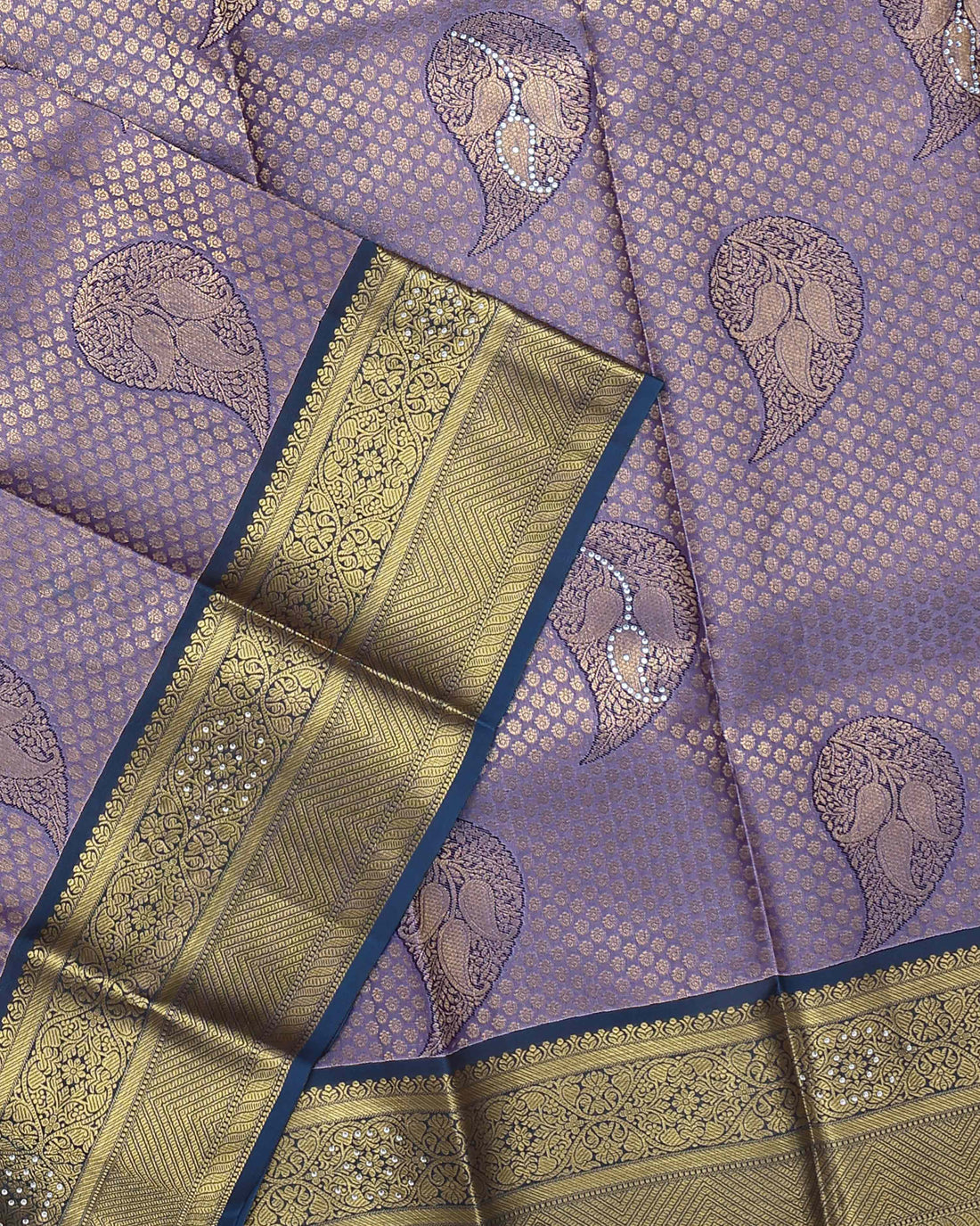 Kanchipuram Pure Silk Handloom Saree with Zari Weave and Traditional Motifs - Purple