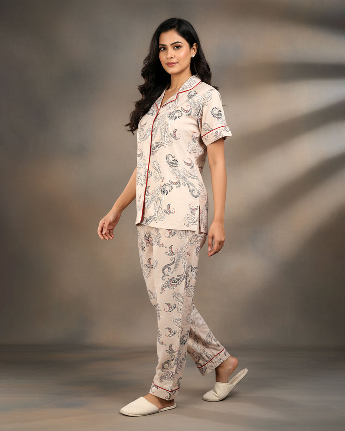 Women's Paisley Print Short Sleeve Night Wear - Cream