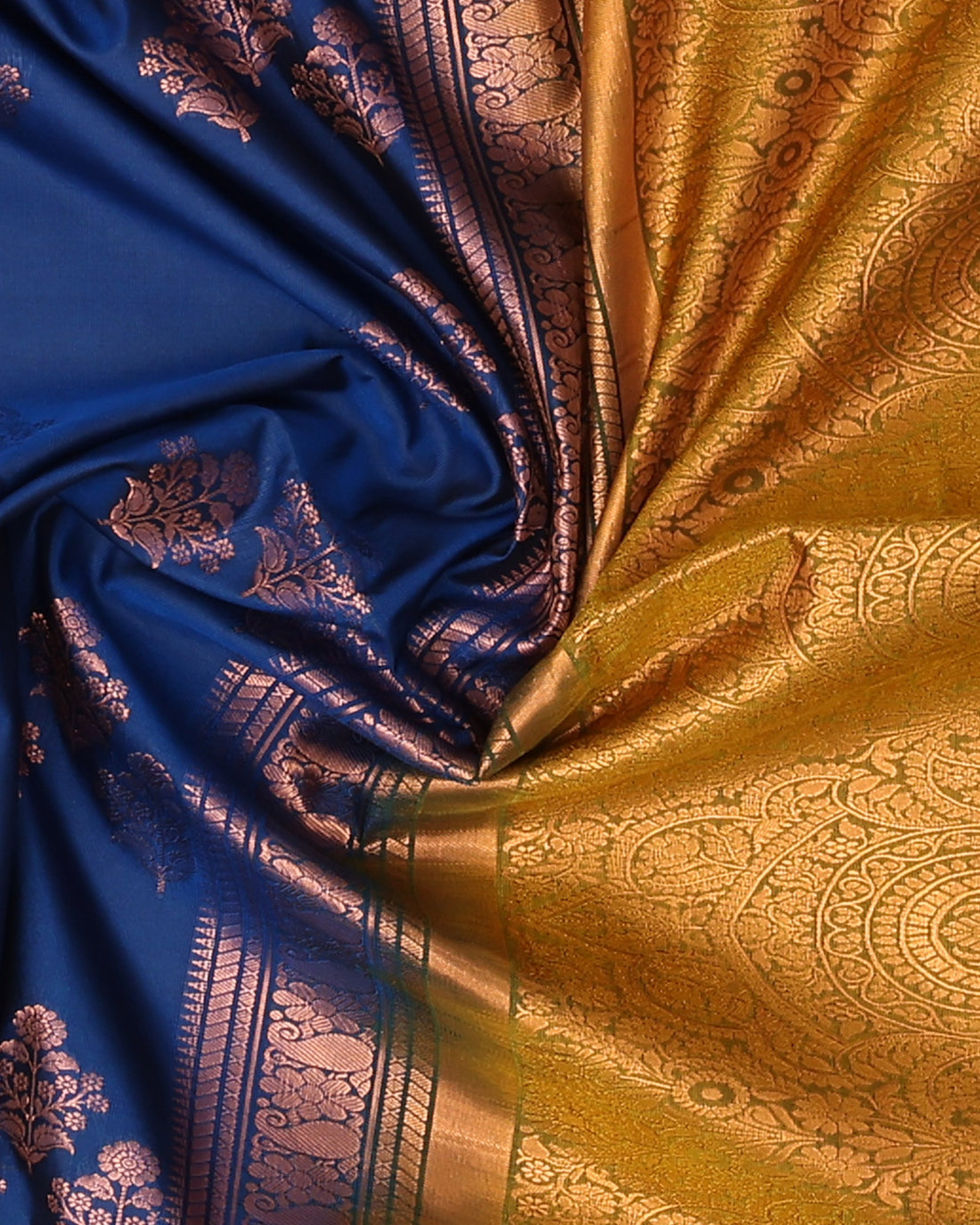 Ethnic Thread Design Soft Silk Saree - Blue