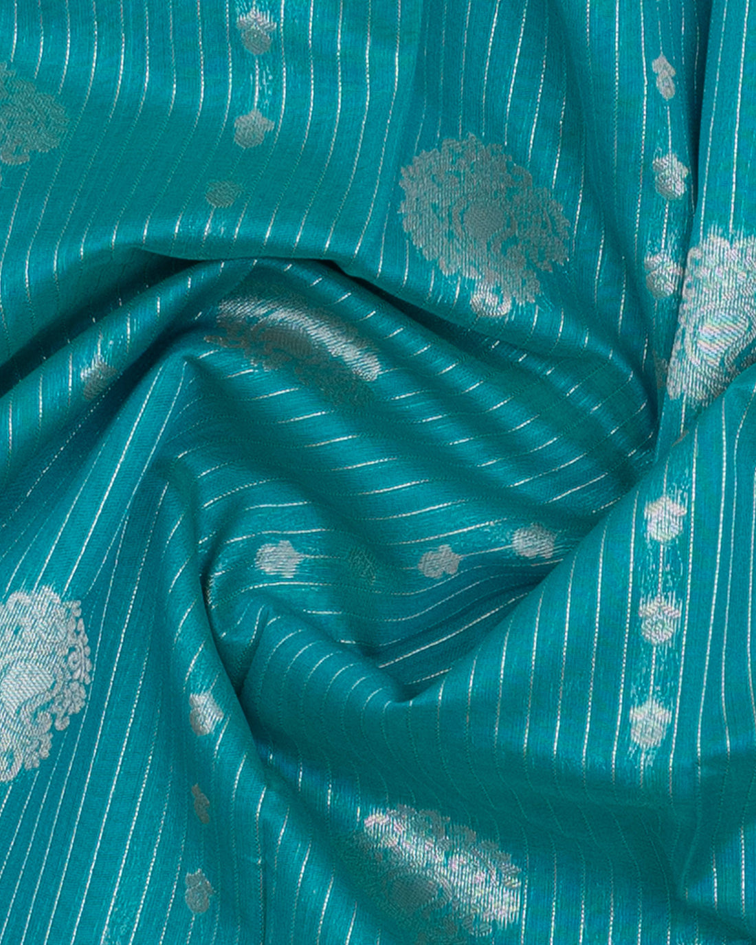 Exquisite Silk Cotton Saree With Striped Design - Blue