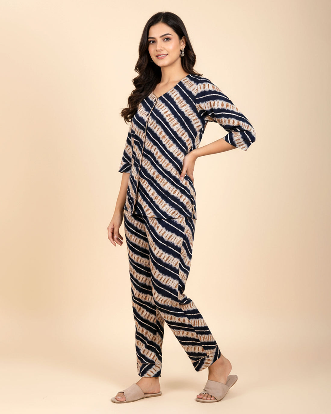 Women's Abstract Print Long Sleeve Night Wear - Multi
