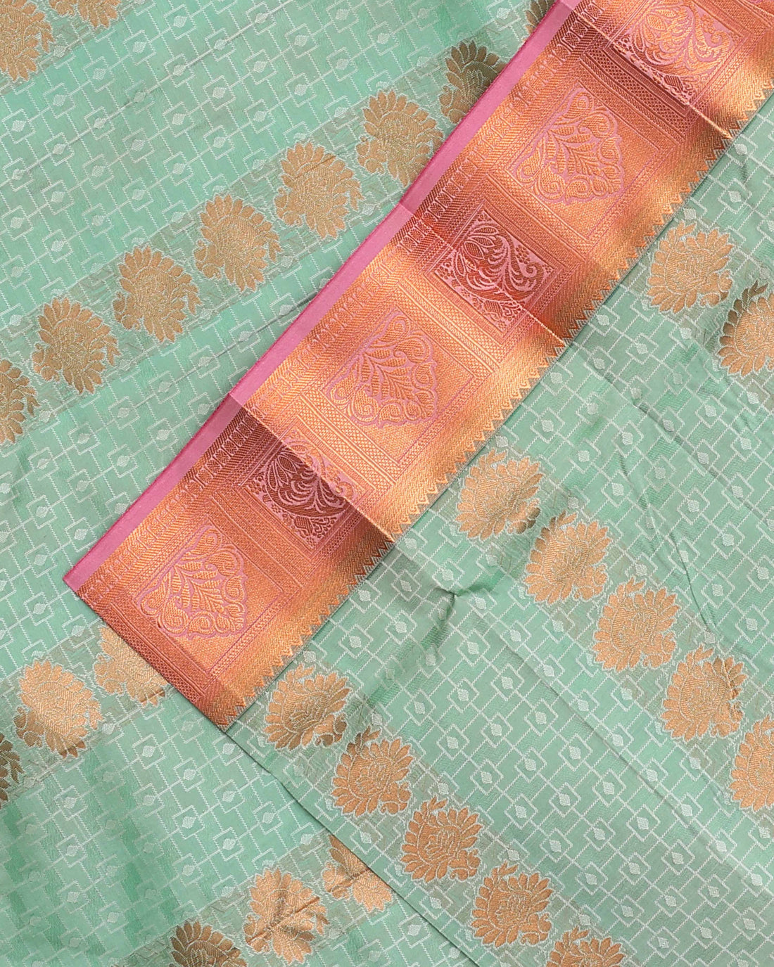 Green  Colour Premium Silk Saree