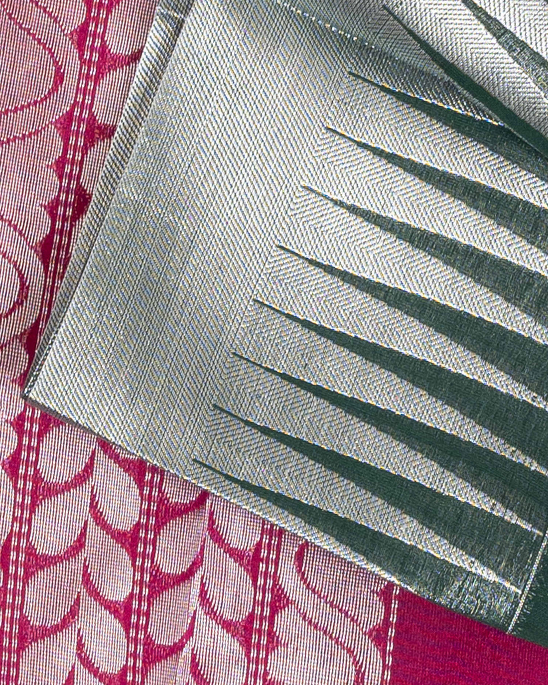 Elampillai Silk Cotton Saree with Tree of Life Motif - Green