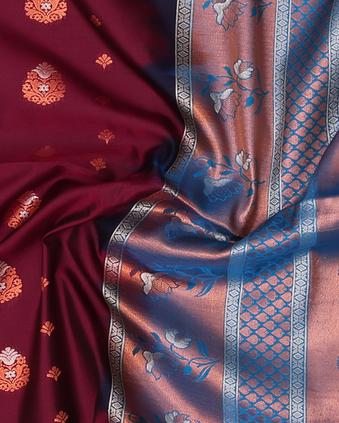 Ethnic Thread Design Soft Silk Saree - Maroon