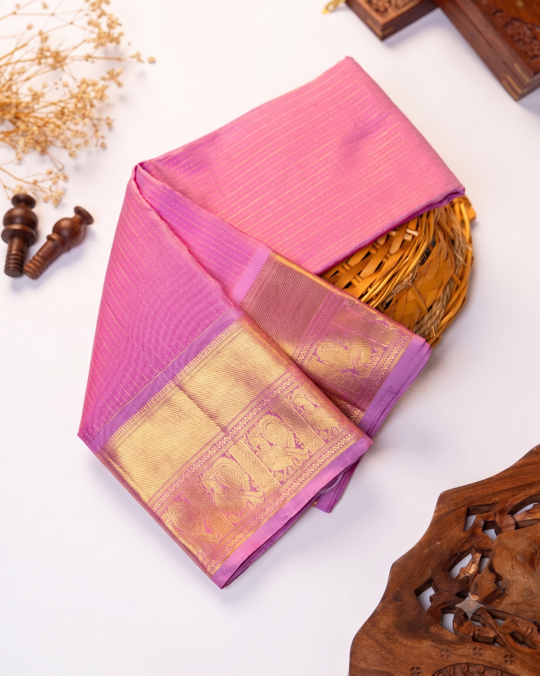 Elegant Kanchipuram Pure Silk Saree with Traditional Zari Border and Intricate Temple Motifs - Pink