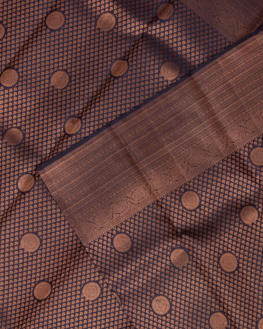 Exquisite Kanchipuram Pure Silk Saree with Zari Weave & Traditional Motifs - Navy Blue