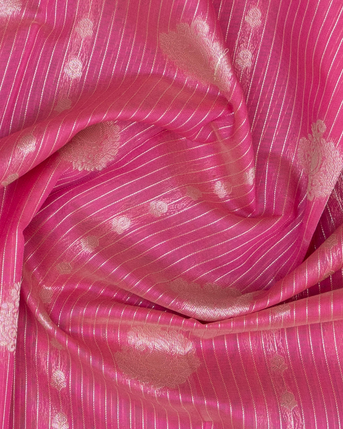 Exquisite Silk Cotton Saree With Striped Design - Pink
