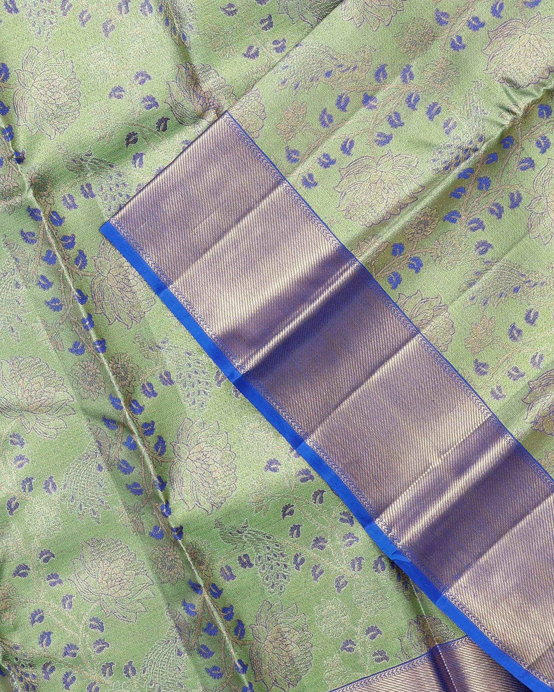 Exquisite Kanchipuram Pure Silk Saree with Intricate Zari Weave & Traditional Motifs - Green