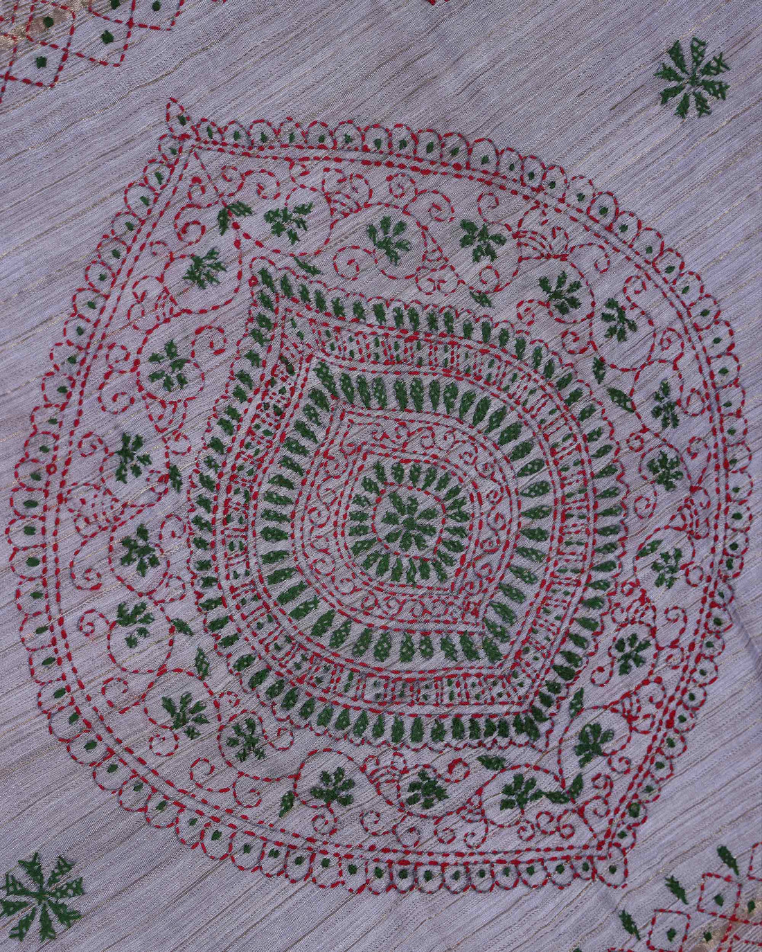 Elegant Kantha Hand Embroidered Saree with Intricate Floral Motif and Contrast Border - Light Grey