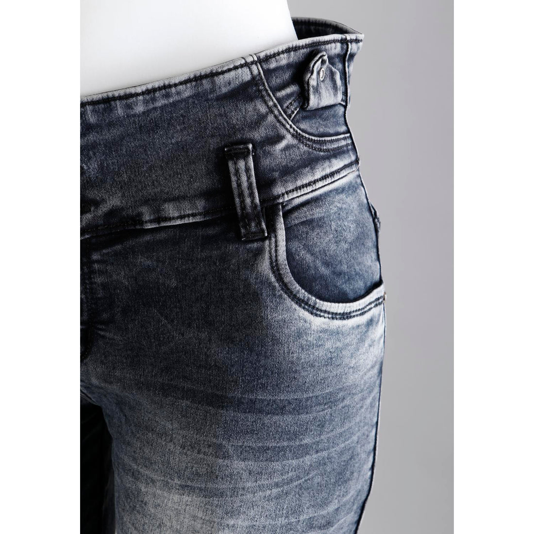 Women Black Pencil Cut  Button Jeans
