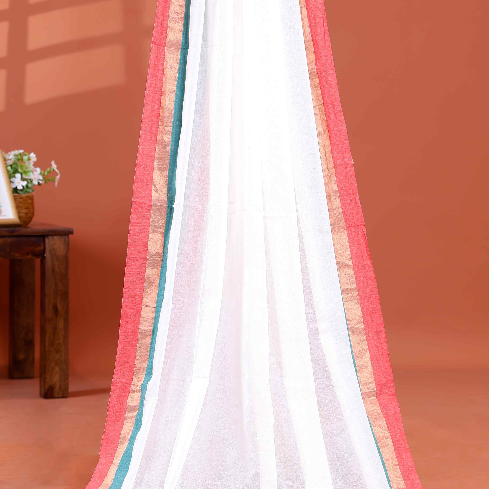 Handwoven Mul Mul Cotton Saree with Tassel Detailing and Contrasting Border - White