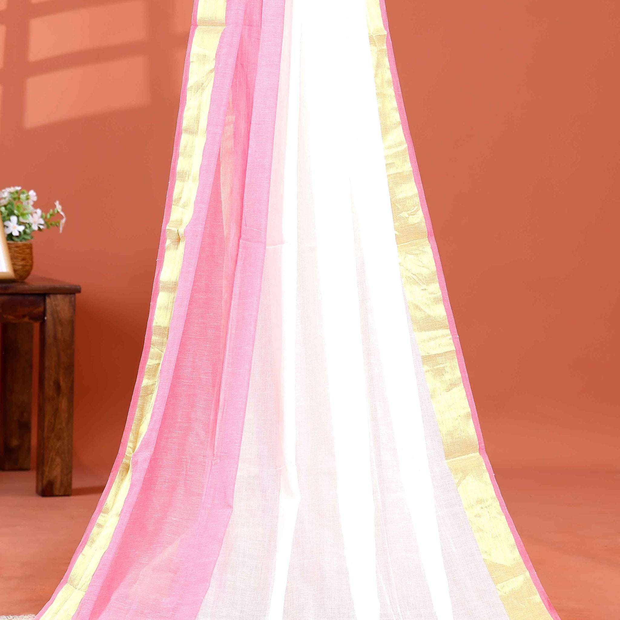 Handwoven Mul Mul Cotton Saree with Tassel Detailing and Contrasting Border - White