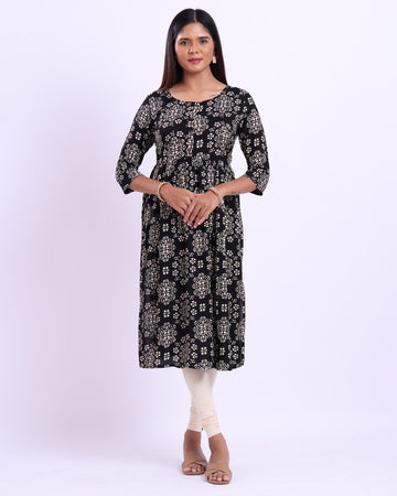 Women's Elegant Floral Printed Flared Kurta - Black