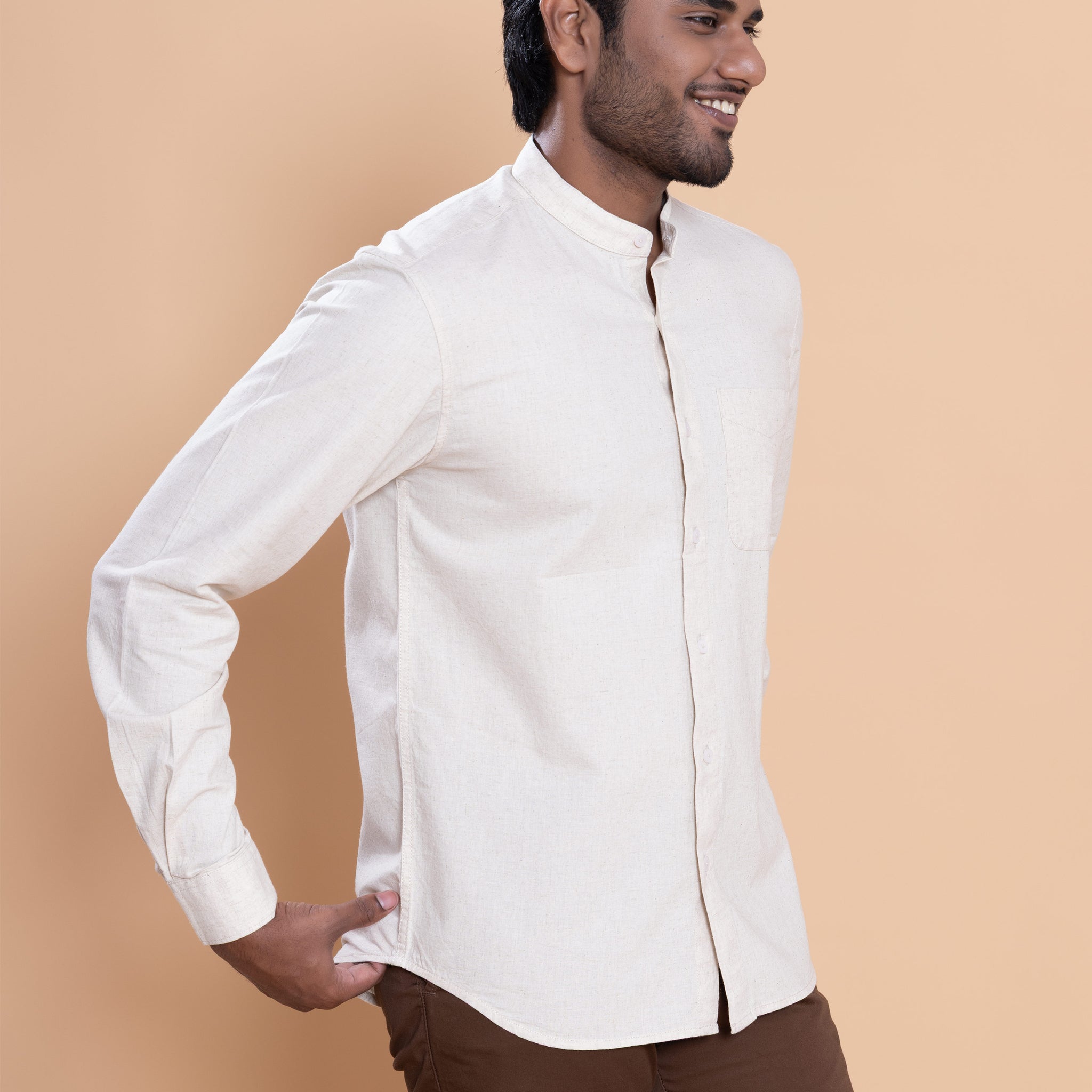 Nativebull Men Solid Full Sleeve Cotton Shirt - Off White