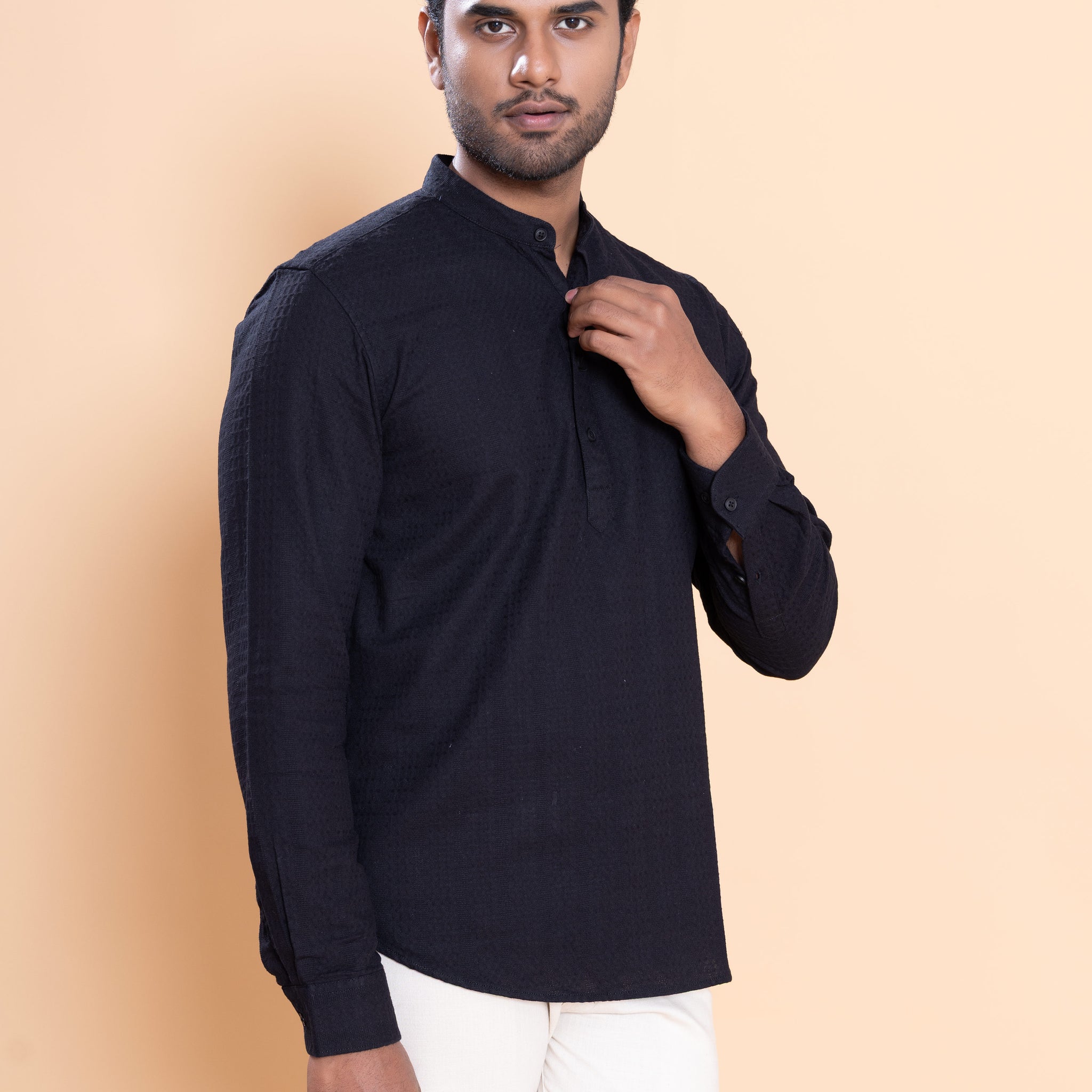 Nativebull Men Textured Full Sleeve Cotton Shirt - Black
