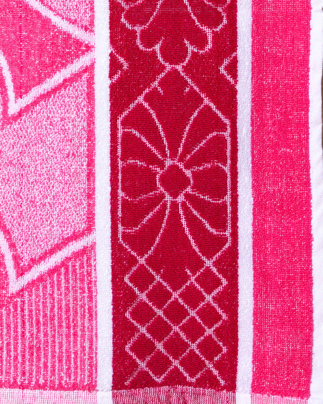 Soft Cotton Bath Towel with Floral & Diamond Woven Design - Pink & Red