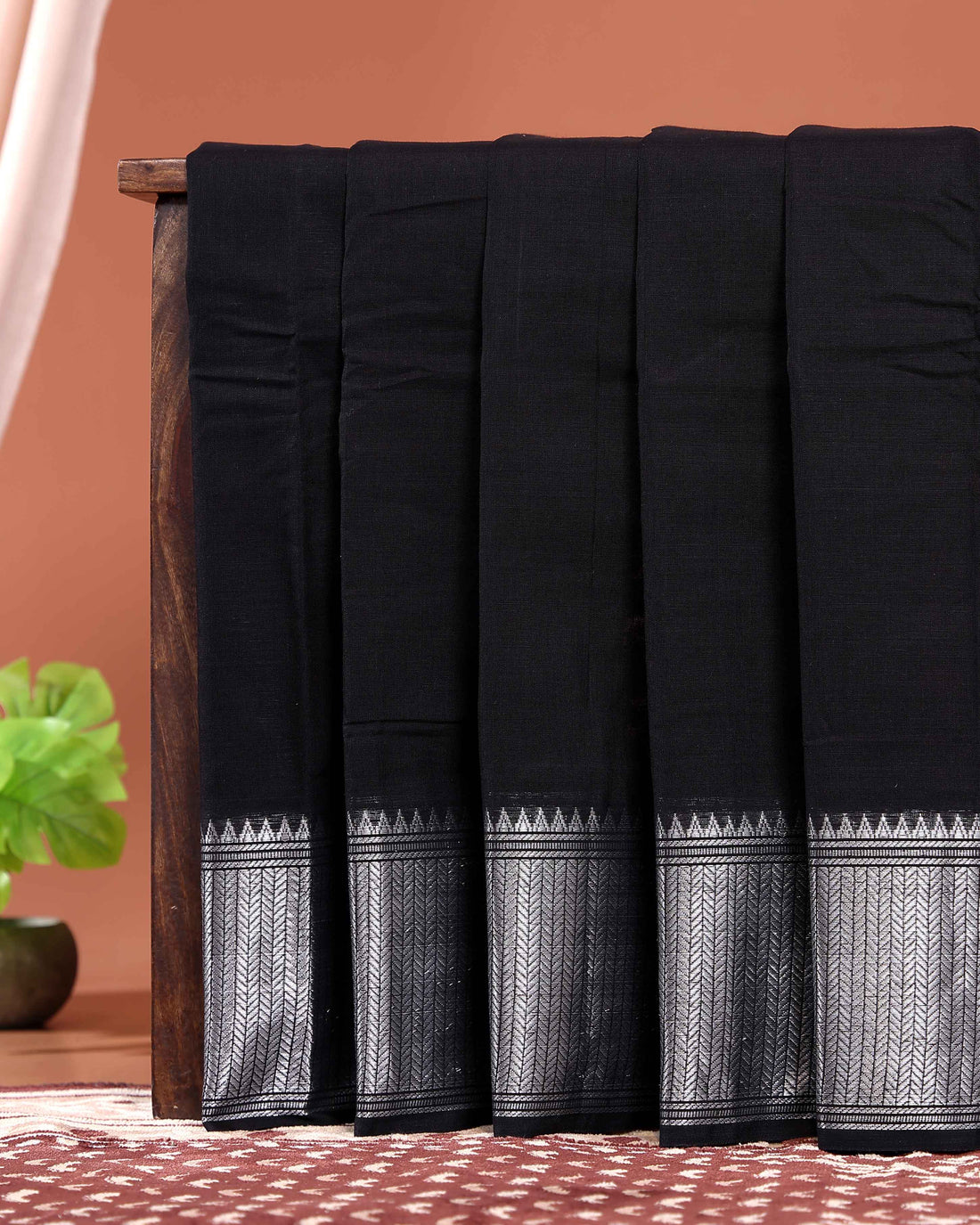 Traditional Narayanpet Handloom Cotton Saree with Traditional Temple-Style Zari Border and Geometric Patterned Pallu - Black