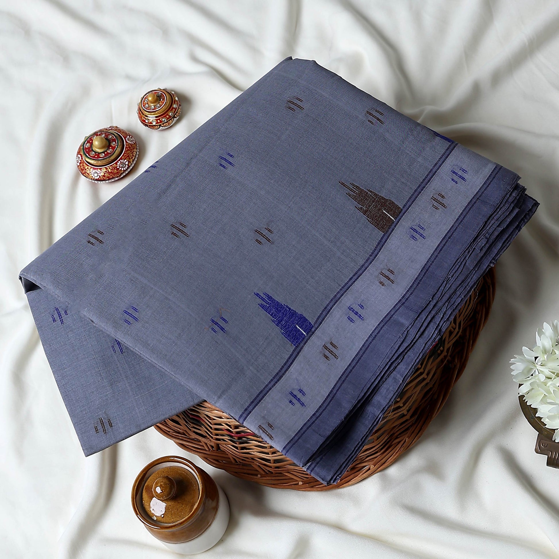 Bengal Cotton Saree With Traditional Woven Motifs And Contrast Border In  Grey  Folded Front View