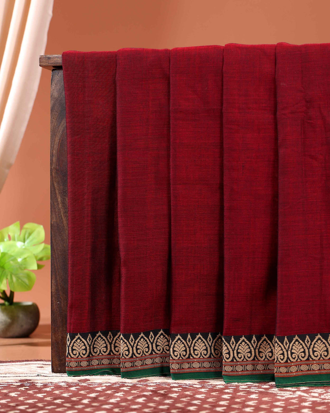 Traditional Narayanpet Cotton Saree with Intricate Contrast Temple Motif Border & Fine Handloom Weave - Red