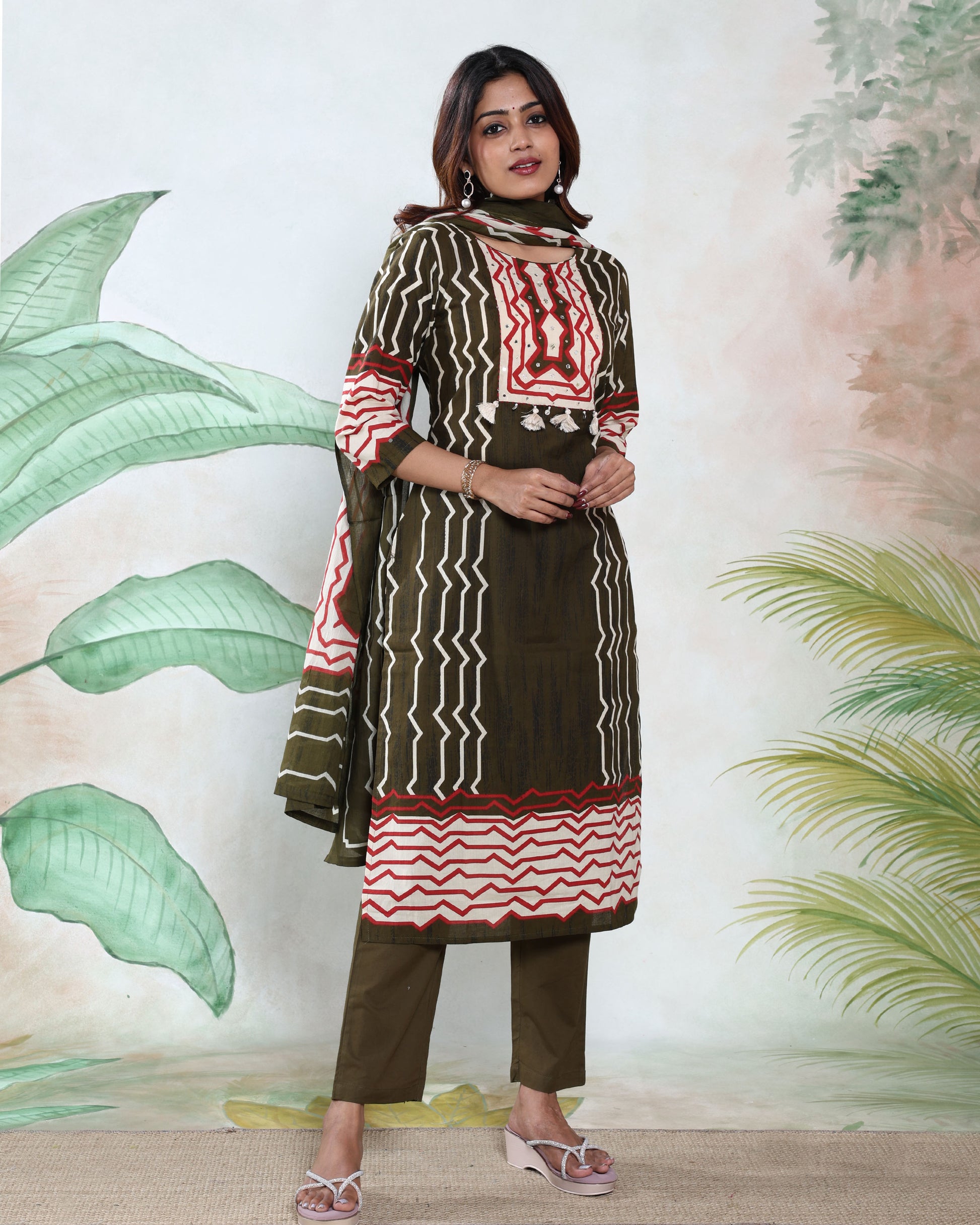 Women’s Readymade Zigzag and Striped Printed Straight Kurta Salwar Suit Set with Round Neck 3/4th Sleeves and Designer Printed Dupatta, Light Green