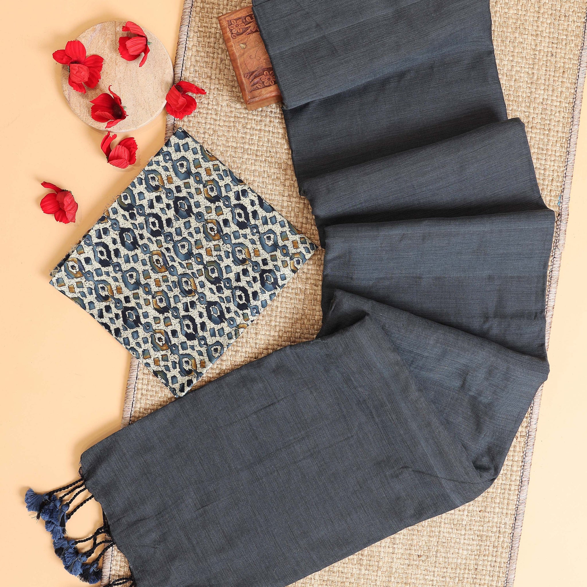 Handwoven Khadi Cotton Saree with Contrast Printed Blouse and Tassel Accents - Grey
