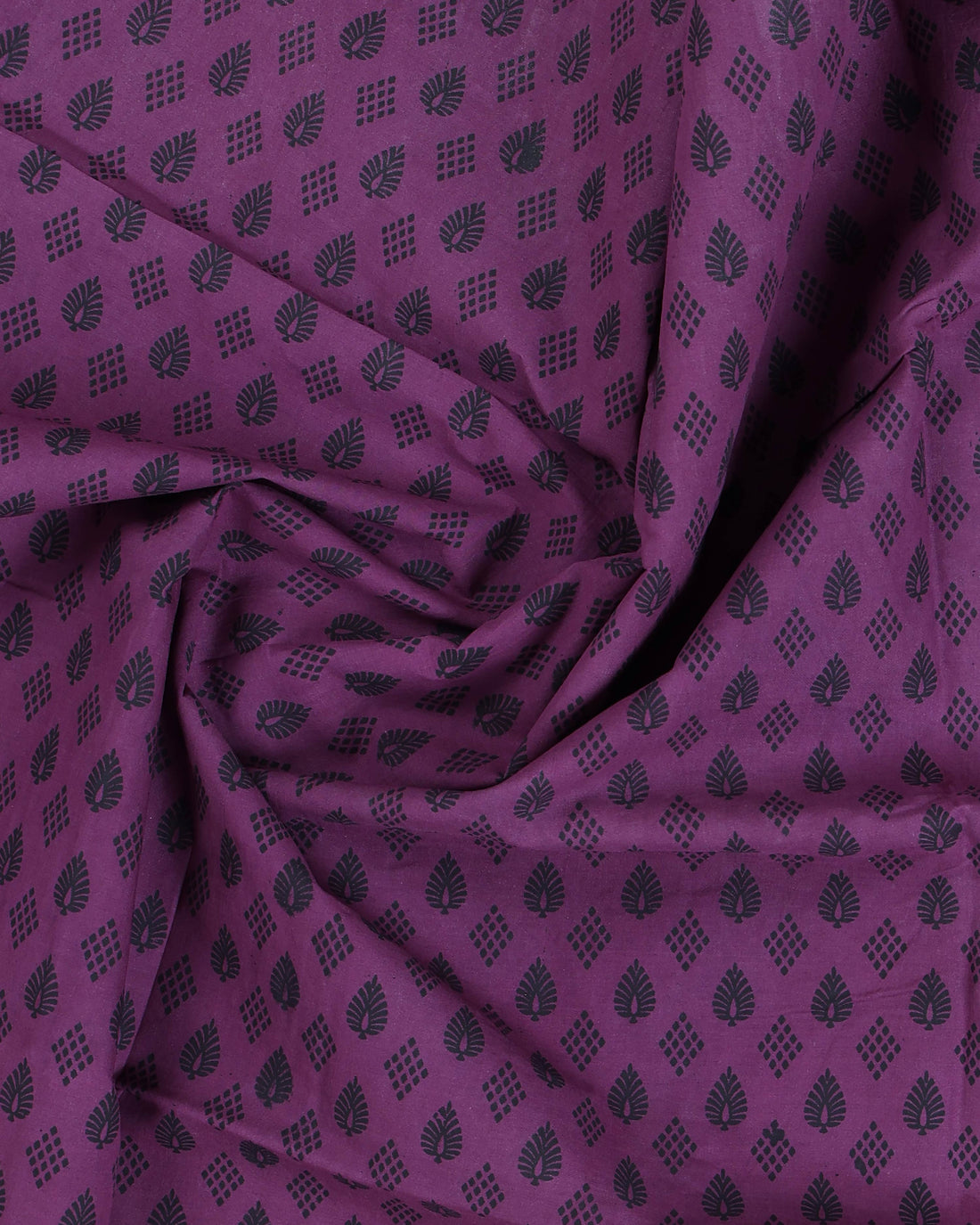 Classic Sungudi Cotton Saree With Printed Design - Purple