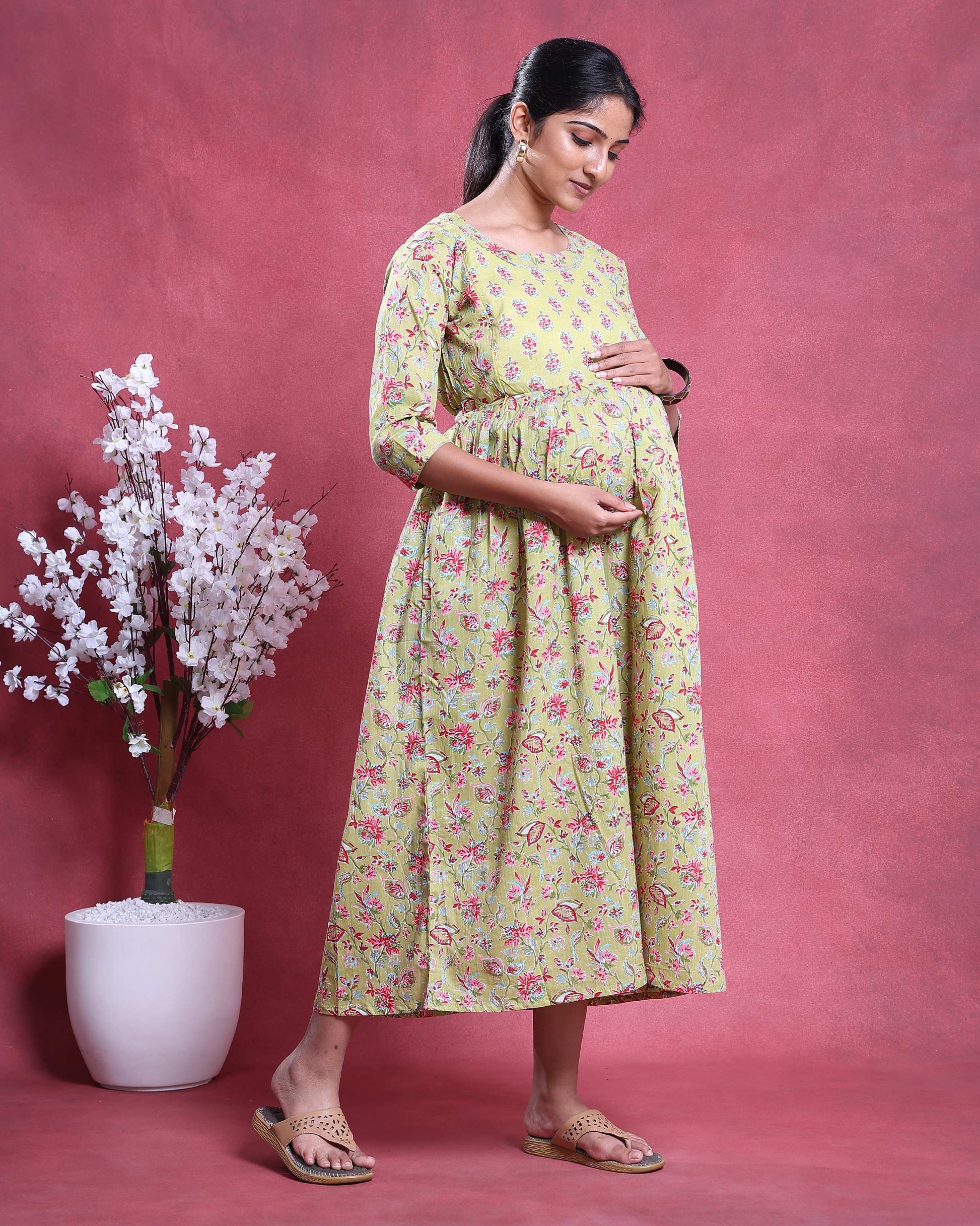 Women’s Floral Printed Maternity Feeding Dress with Round Neck 3/4th  Sleeves and Comfortable Empire Waist, Black