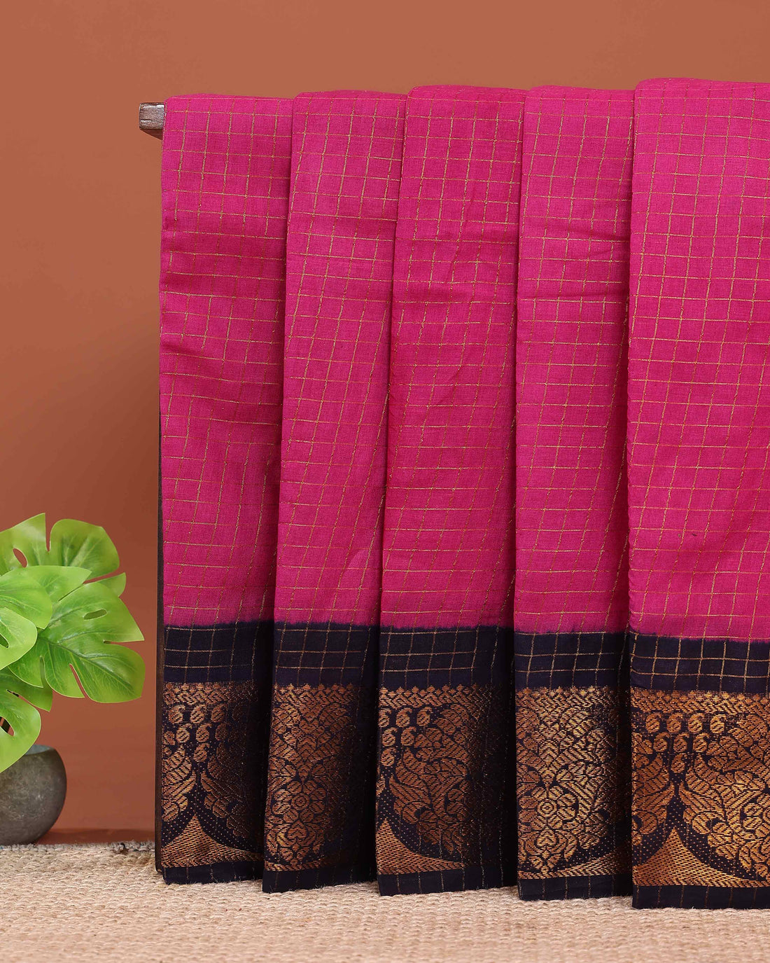 Elegant Sungudi Cotton Saree with Gold Zari Checks and Ornate Contrast Border  - Pink