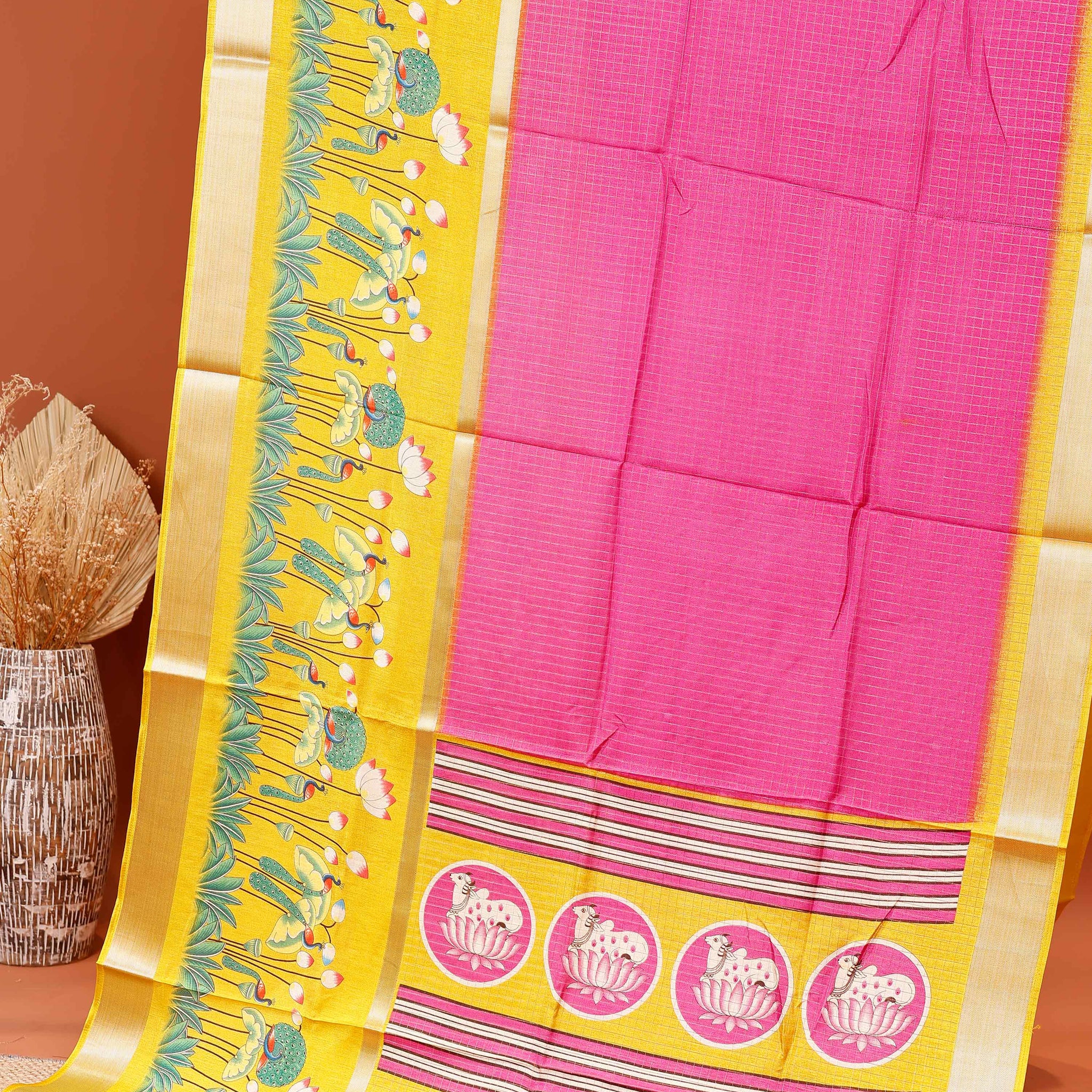Handloom Kota Saree with Contrast Border and Traditional Motifs - Pink