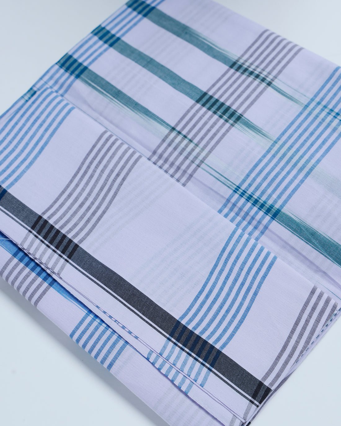Kibs Brand White Striped 2.15 m Stitched Lungi
