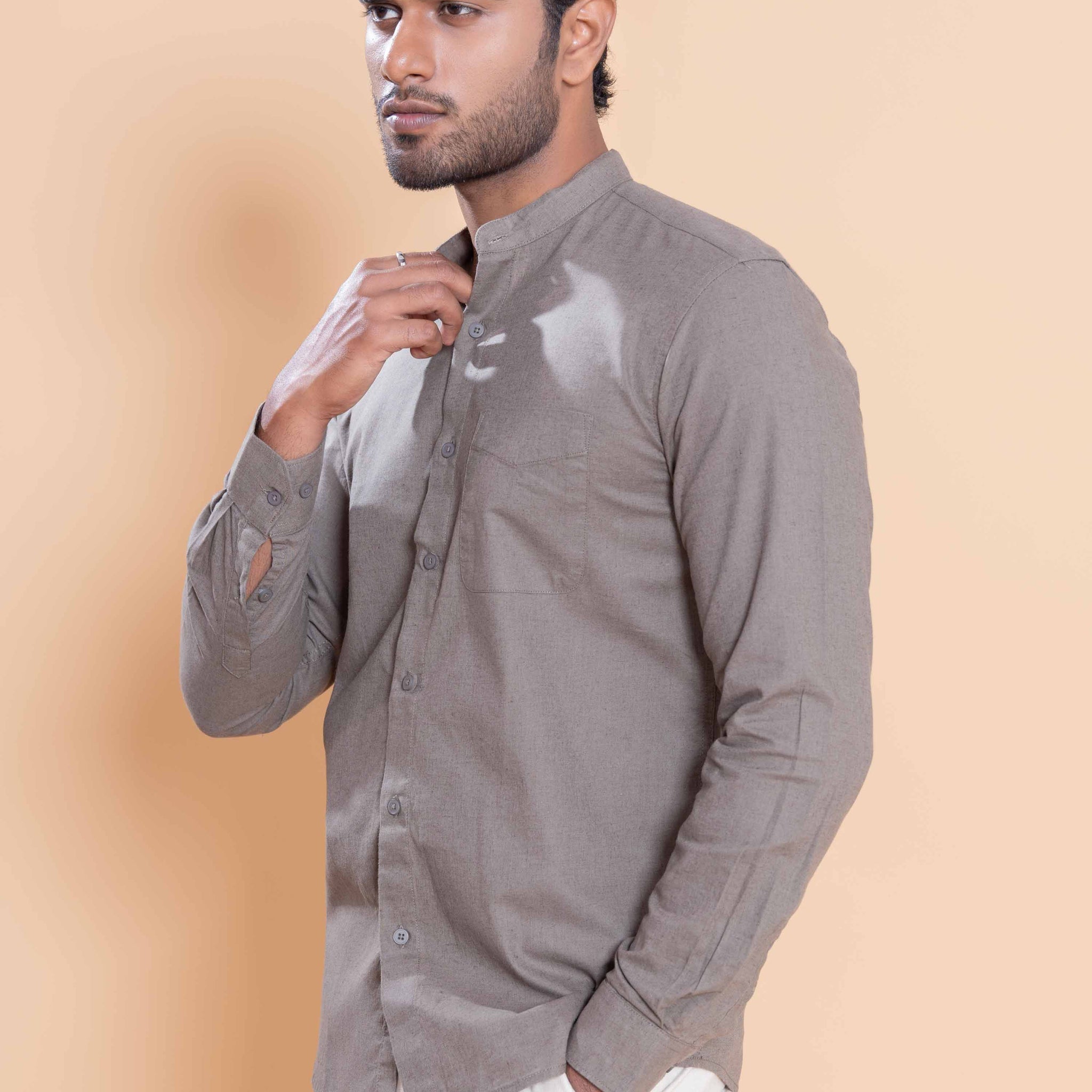 Nativebull Men Solid Full Sleeve Cotton Shirt - Light Brown
