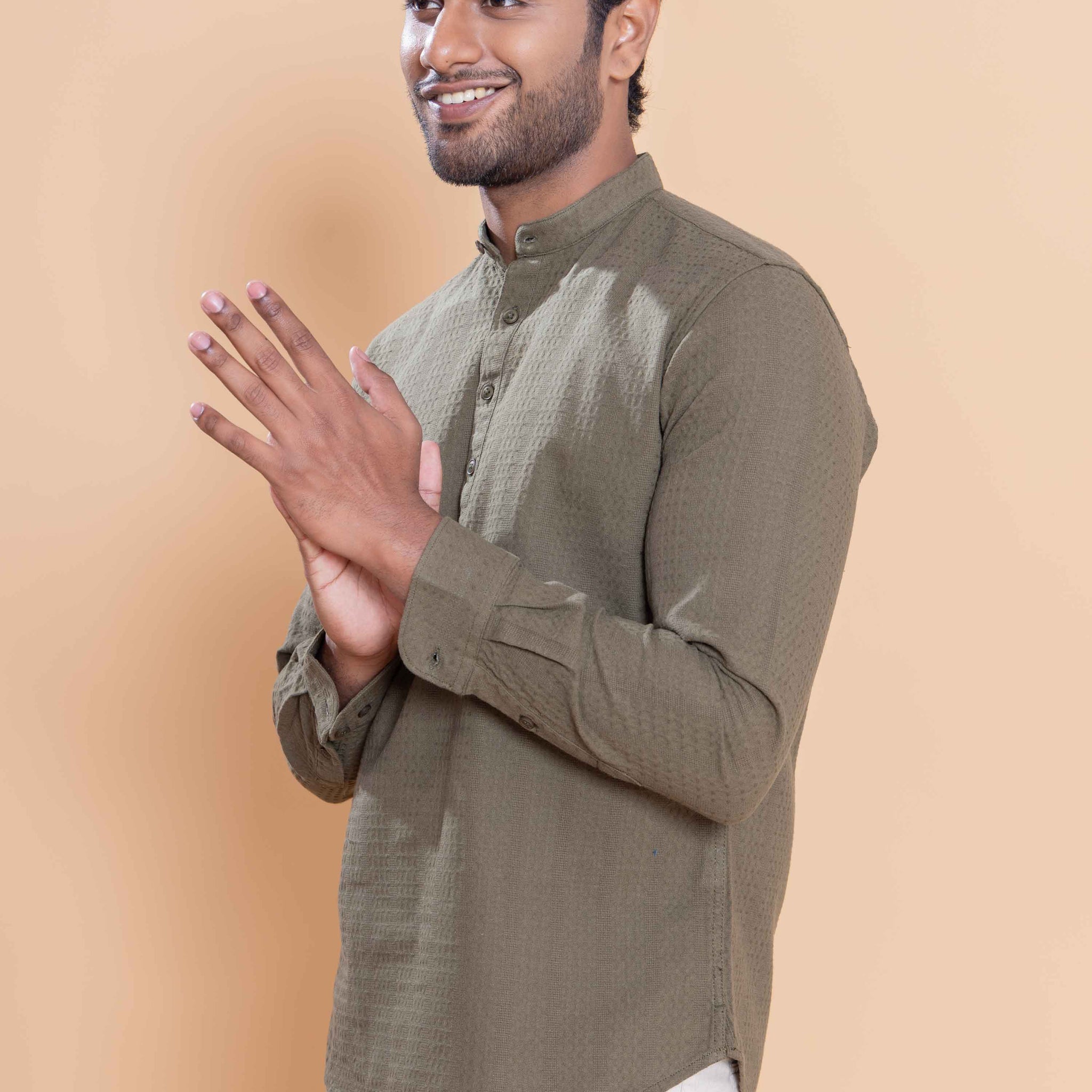Nativebull Men Textured Full Sleeve Cotton Shirt - Olive Green