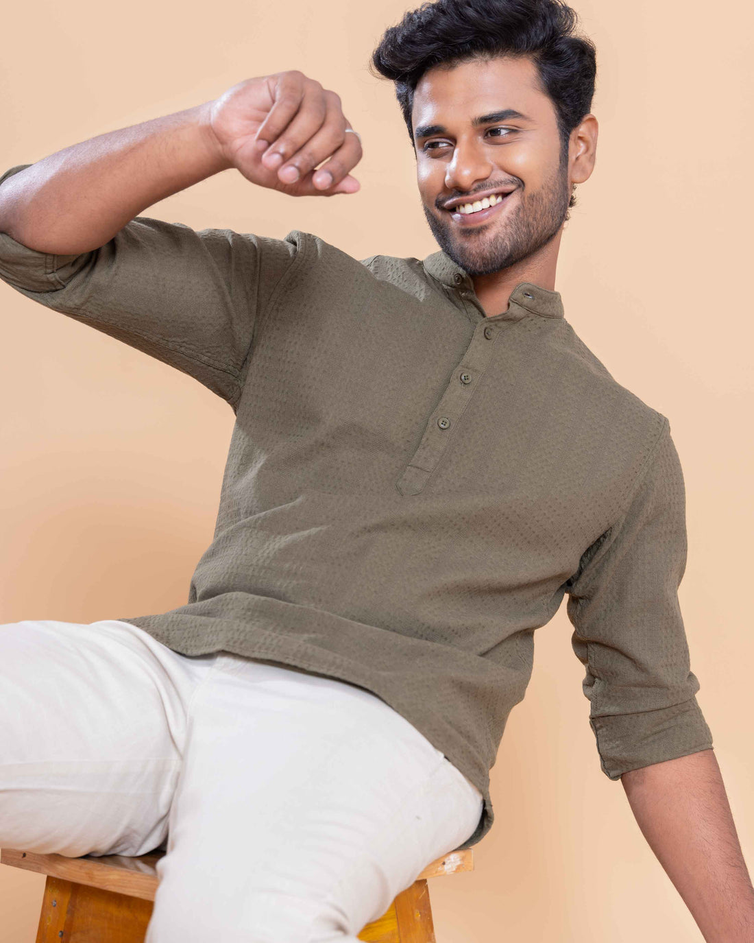 Nativebull Men Textured Full Sleeve Cotton Shirt - Olive Green