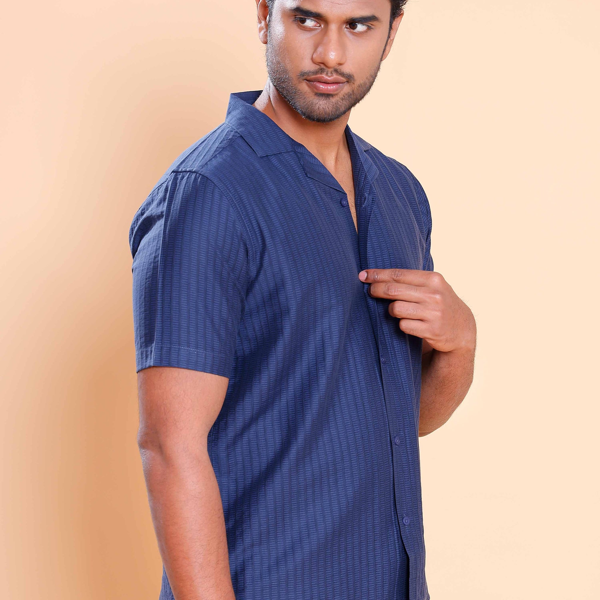 Nativebull Men Textured Half Sleeve Cotton Blend Shirt - Navy Blue