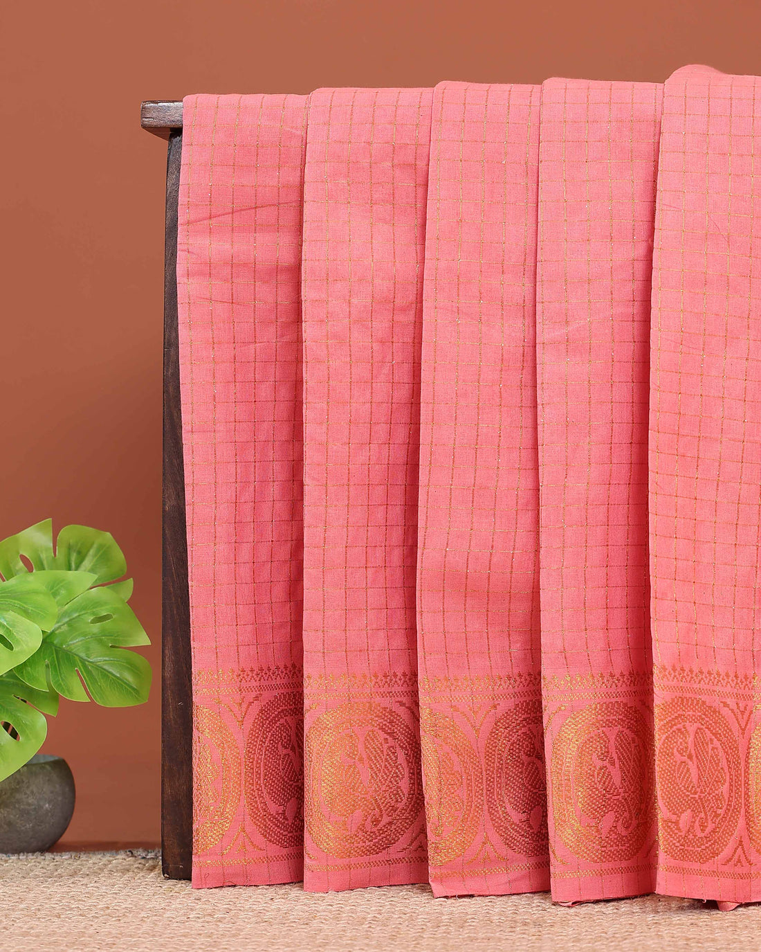 Traditional Sungudi Cotton Saree with Fine Checked Weave and Intricate Zari Border - Peach