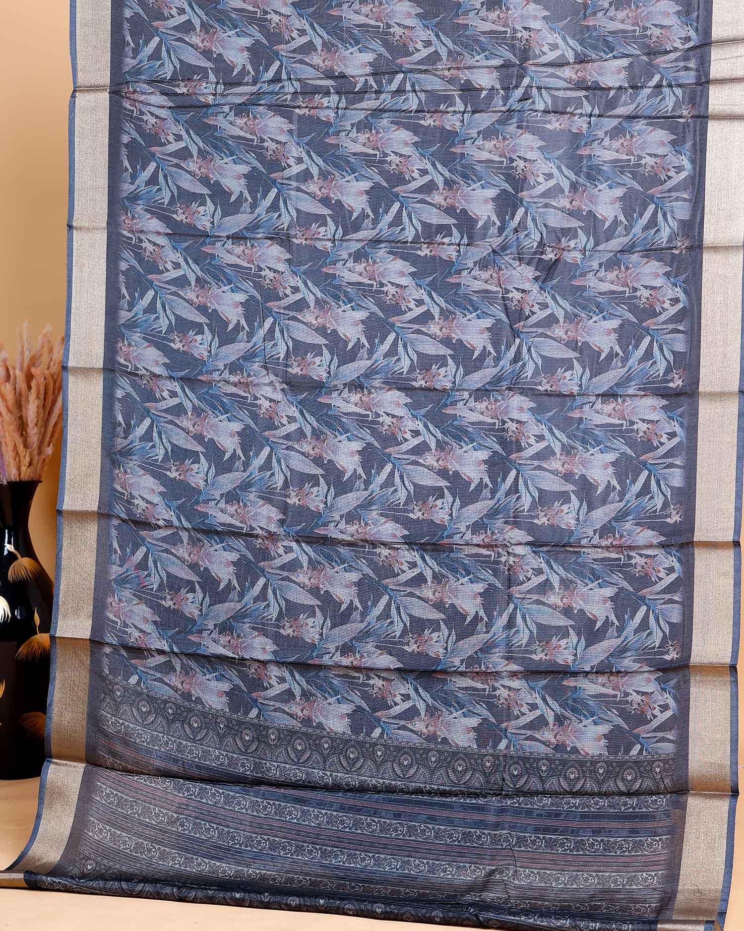 Black Art Silk Saree with Intricate Floral and Geometric Weave Pattern