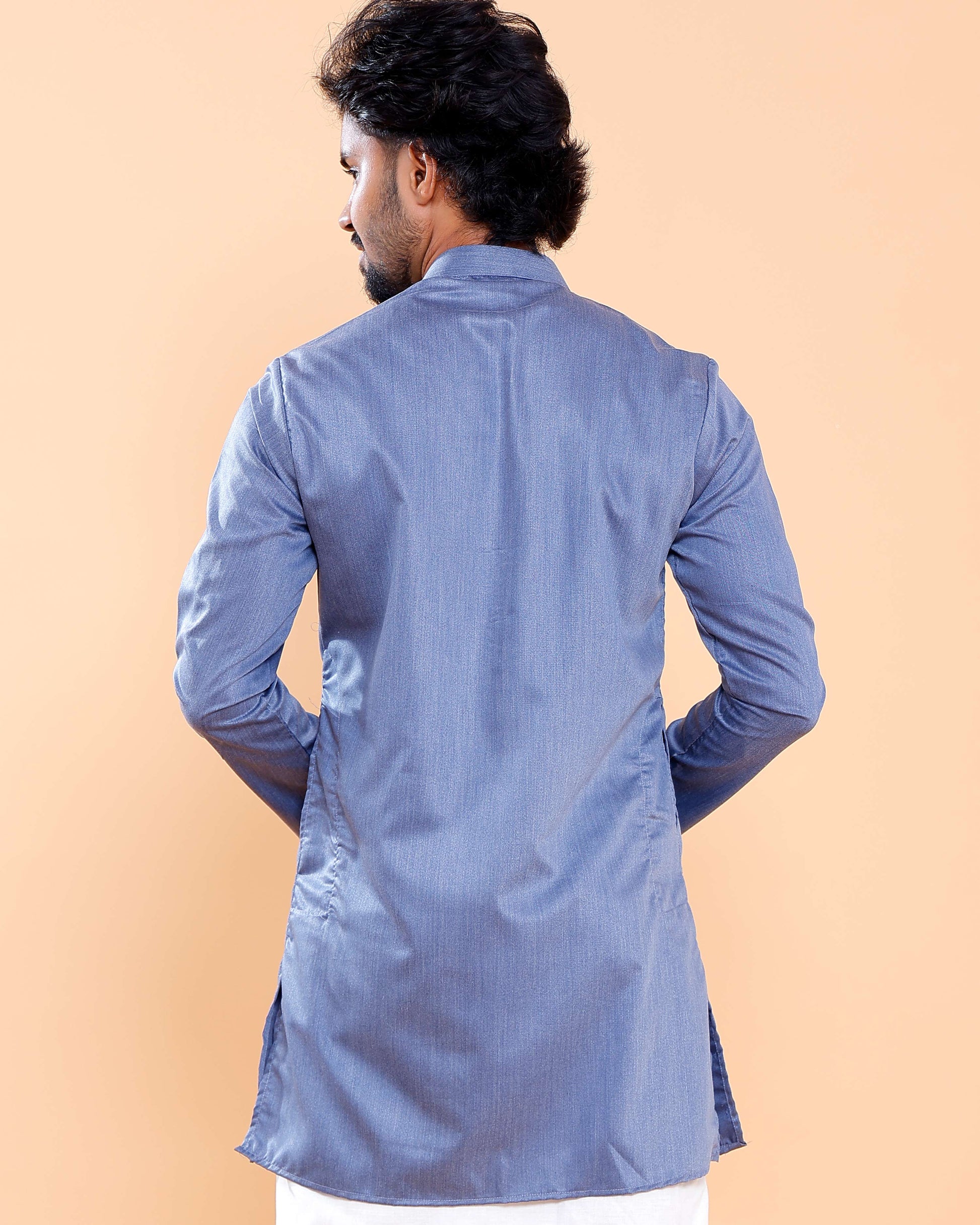 Elegant Men's Woven Design Kurta with Mandarin Collar and Full Sleeves, Purple