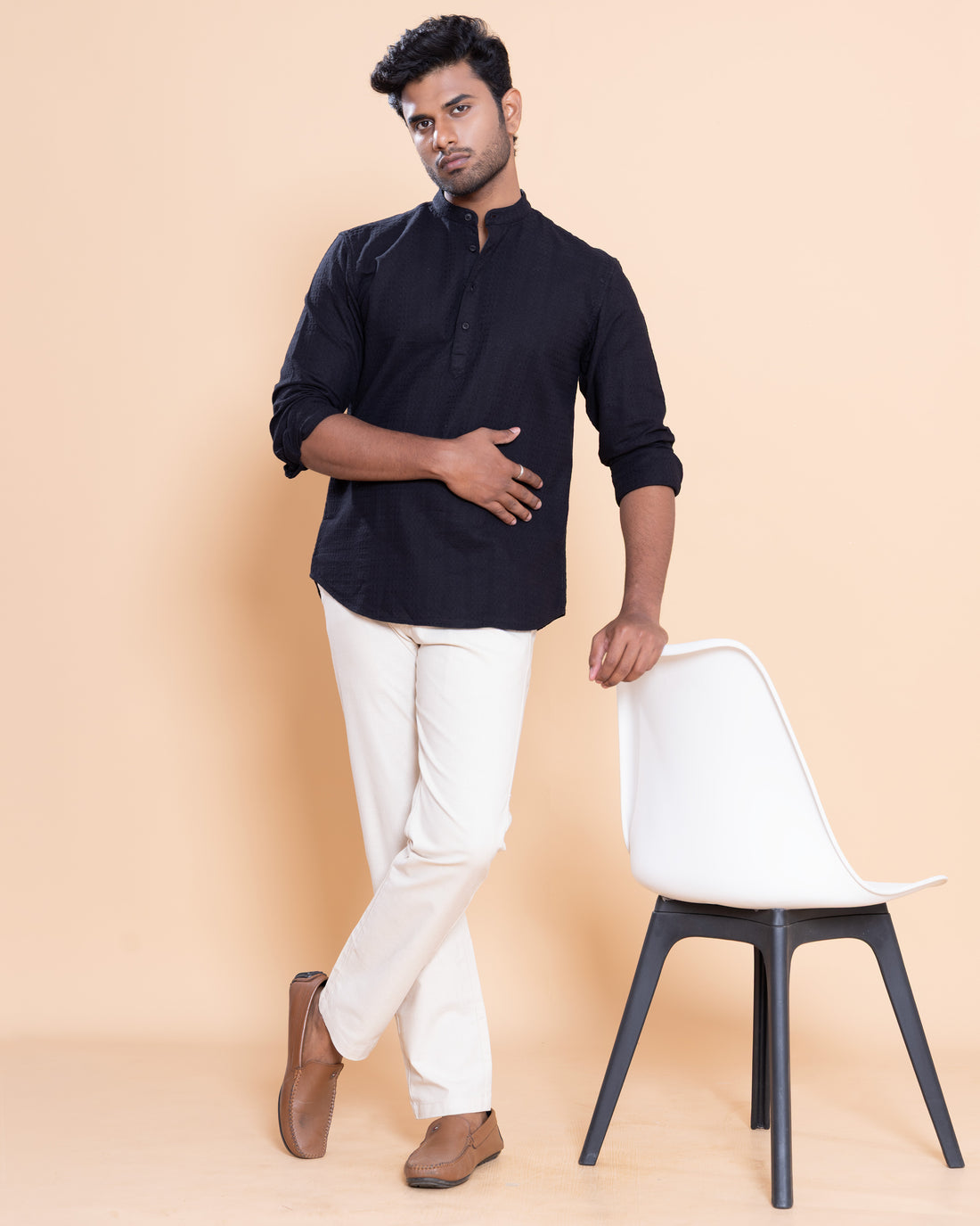 Nativebull Men Textured Full Sleeve Cotton Shirt - Black