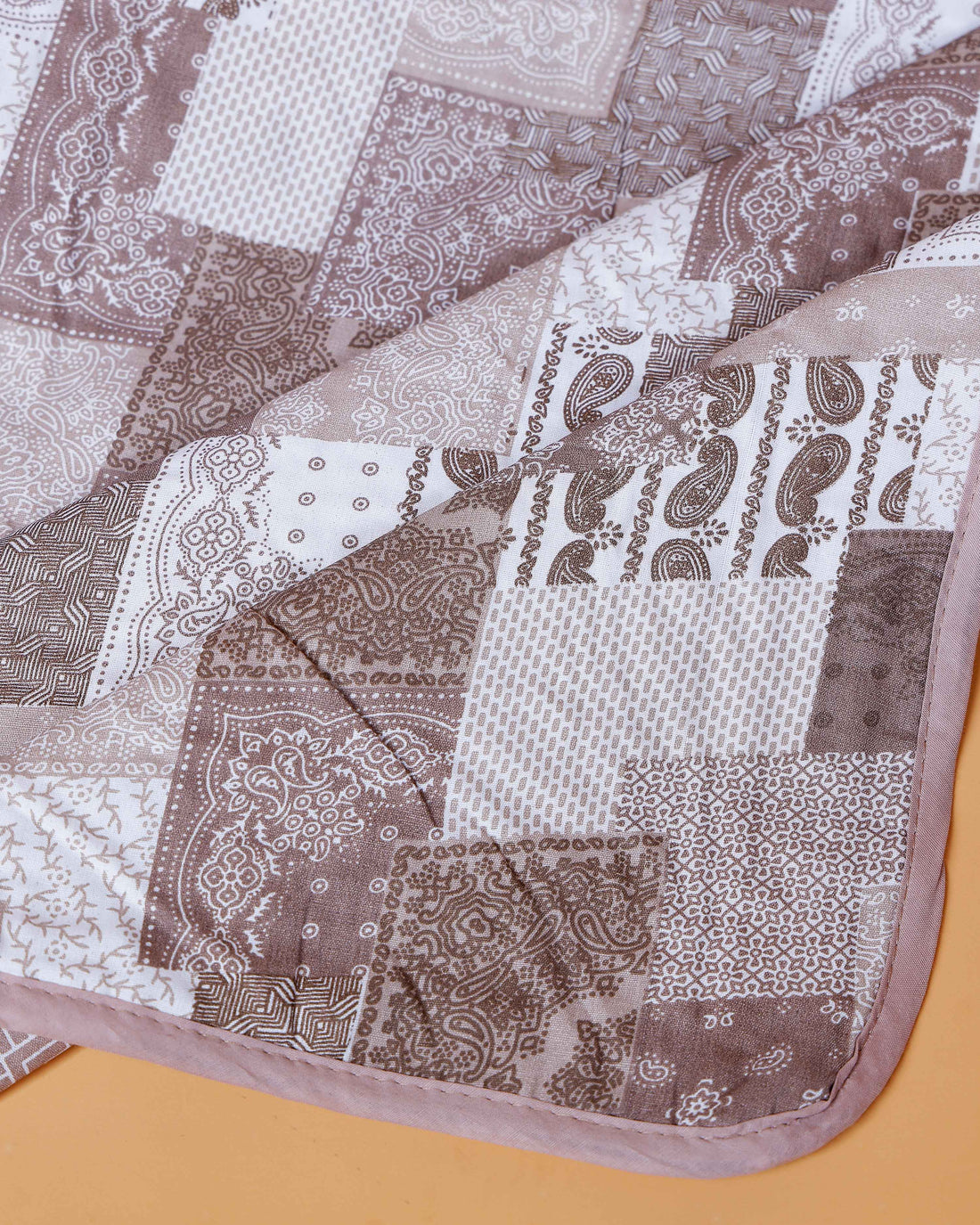 Reversible Cotton Double Quilt in Patchwork and Geometric Design - lavender