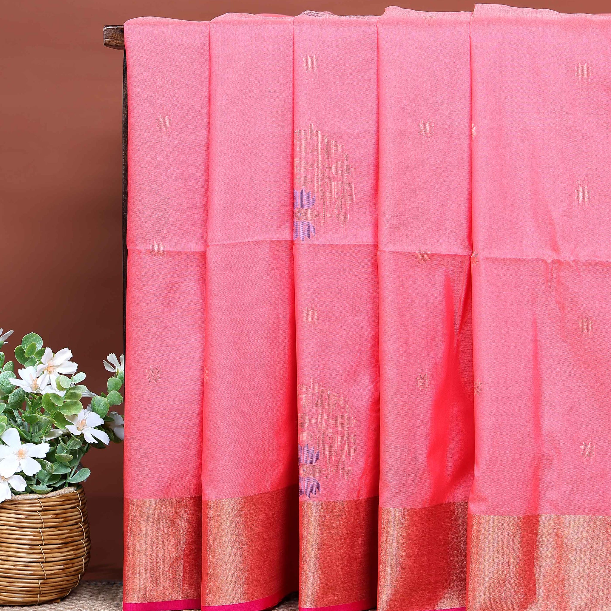 Ethnic Thread Design Soft Silk Saree - Peach
