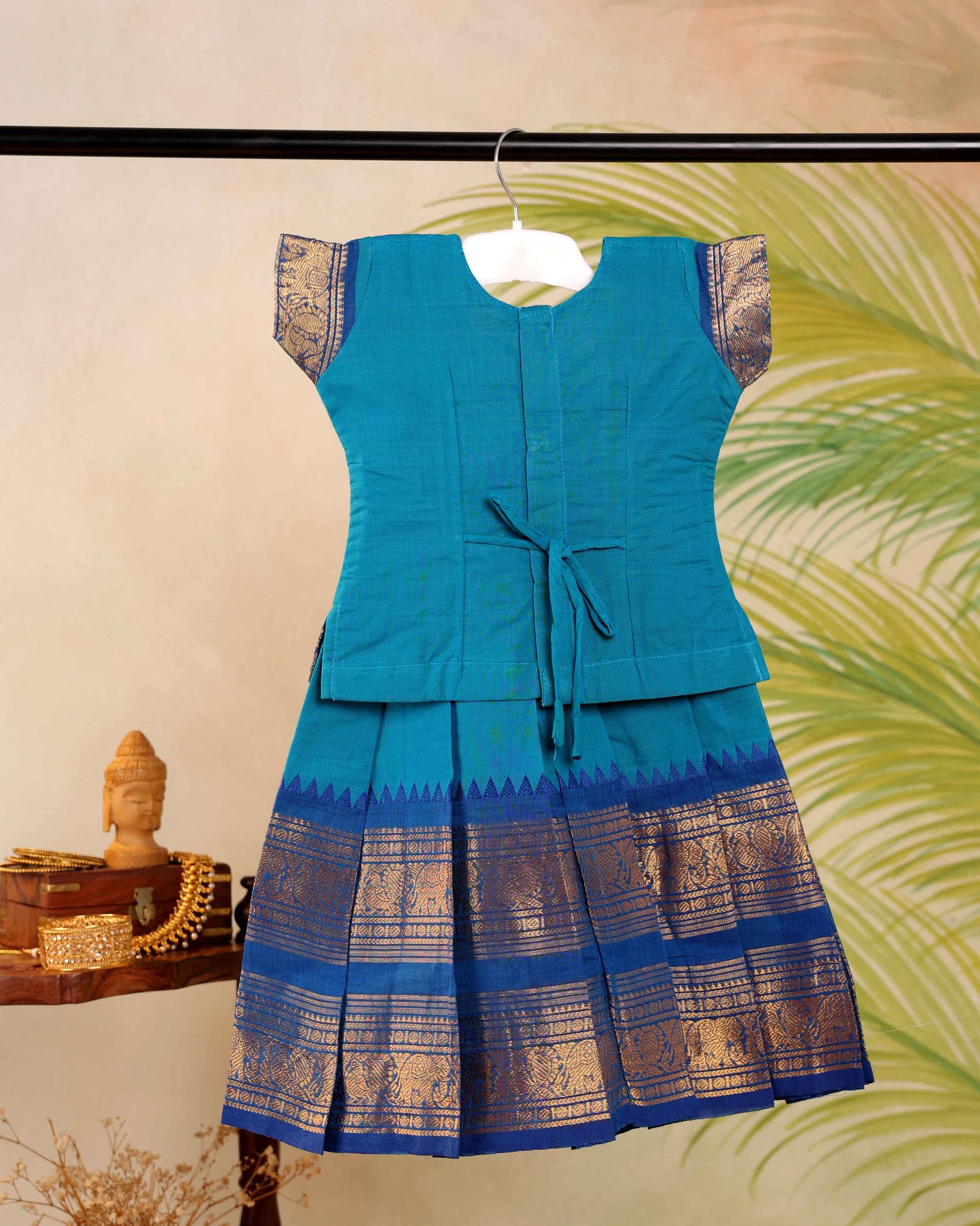 Classic Kids Pattu Pavadai Readymade a Traditional Ethnic Gown with Zari Border and Puff Sleeves, Blue