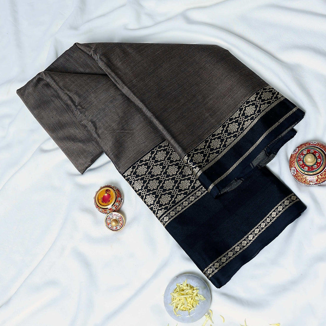 Dark Grey Mangalagiri Cotton Saree for Women | Festive Summer Collection | Jeyachandran - Full View