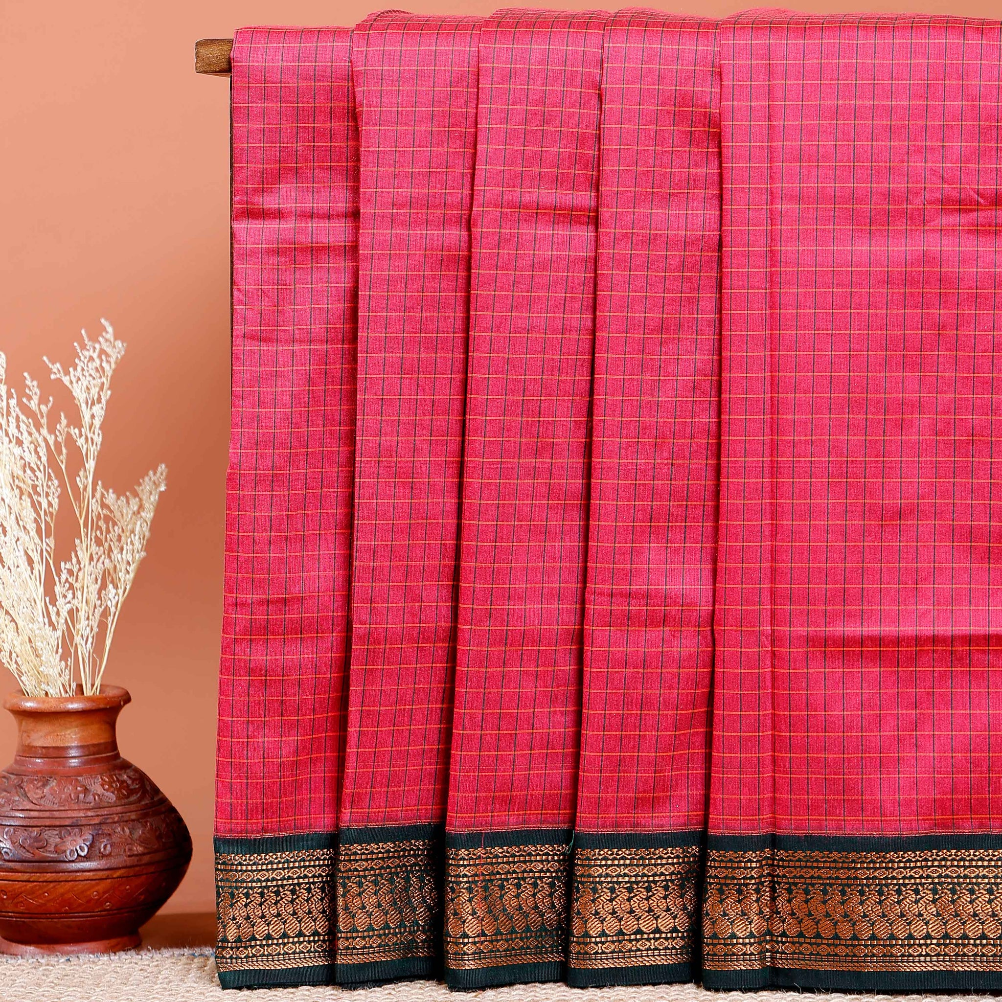 Traditional Kalyani Cotton Saree with All-Over Checks and Ornate Zari Pallu and Border - Pink