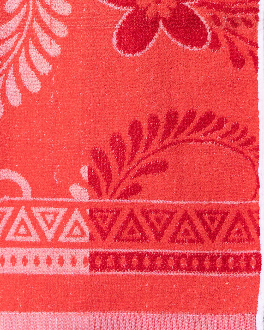 Soft Floral and Geometric Border Terry Cloth Towel - Red