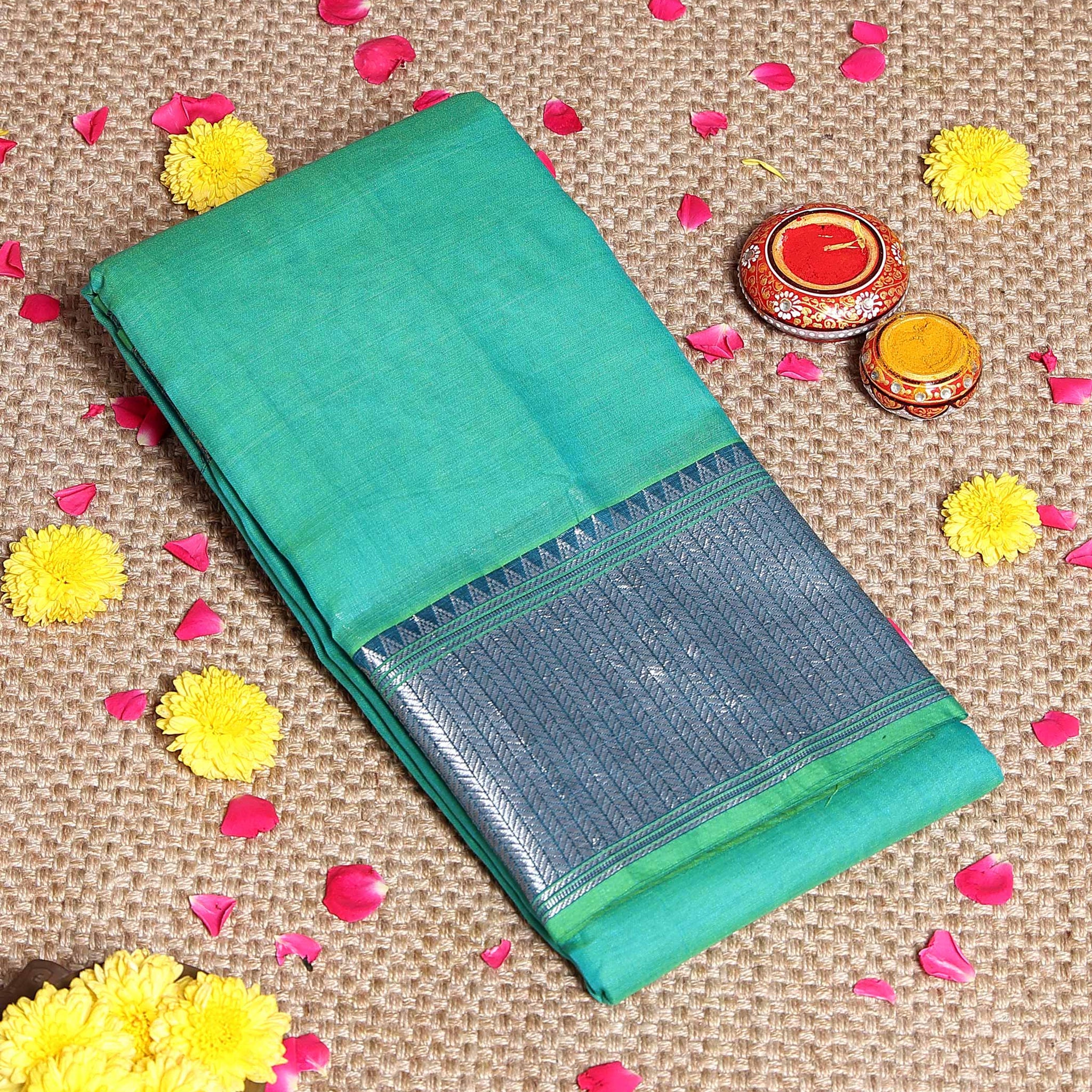 Elegant Handloom Narayanpet Cotton Saree with Traditional Woven Border - Green