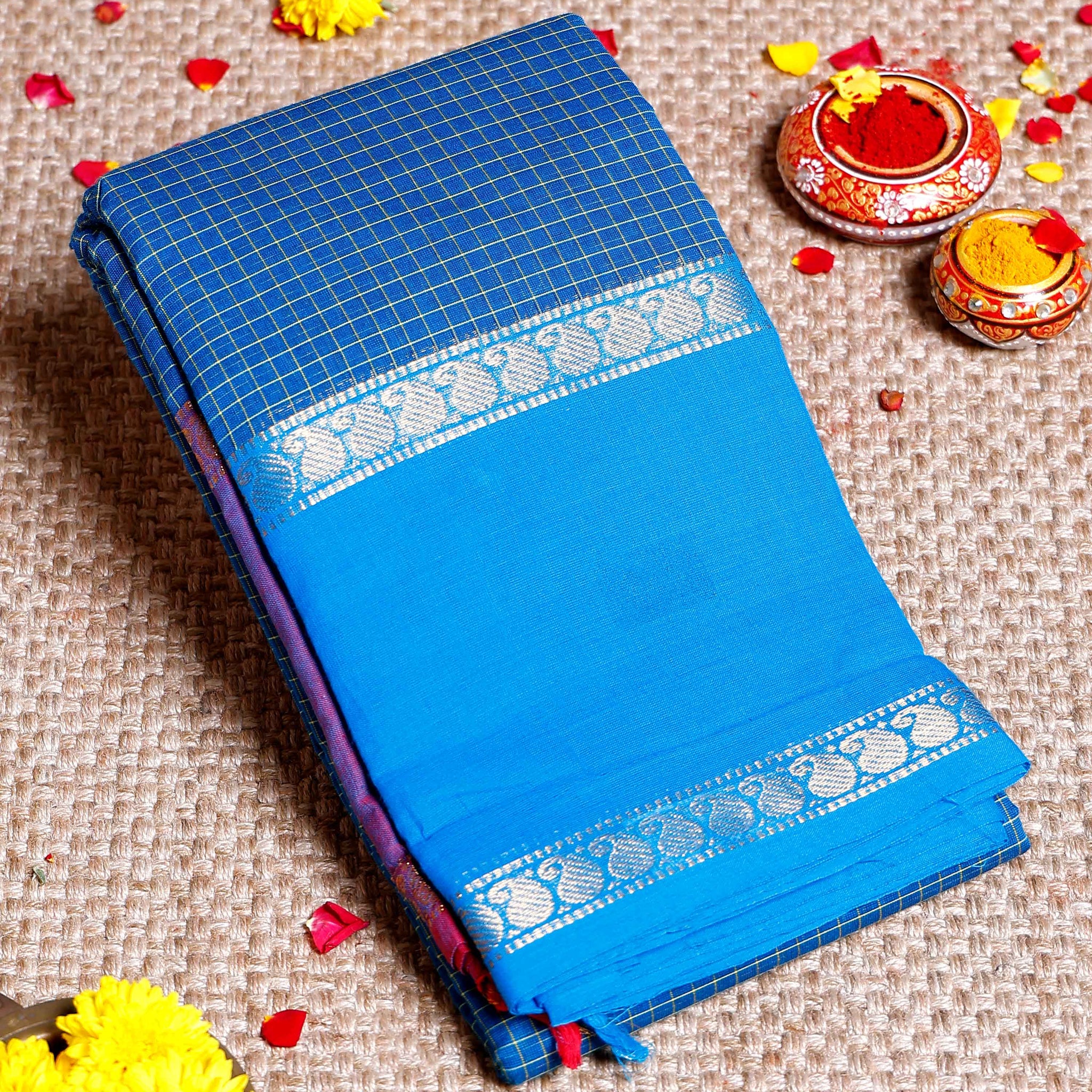 Handloom Sungudi Cotton Saree with Traditional Checks and Contrast Border - Blue