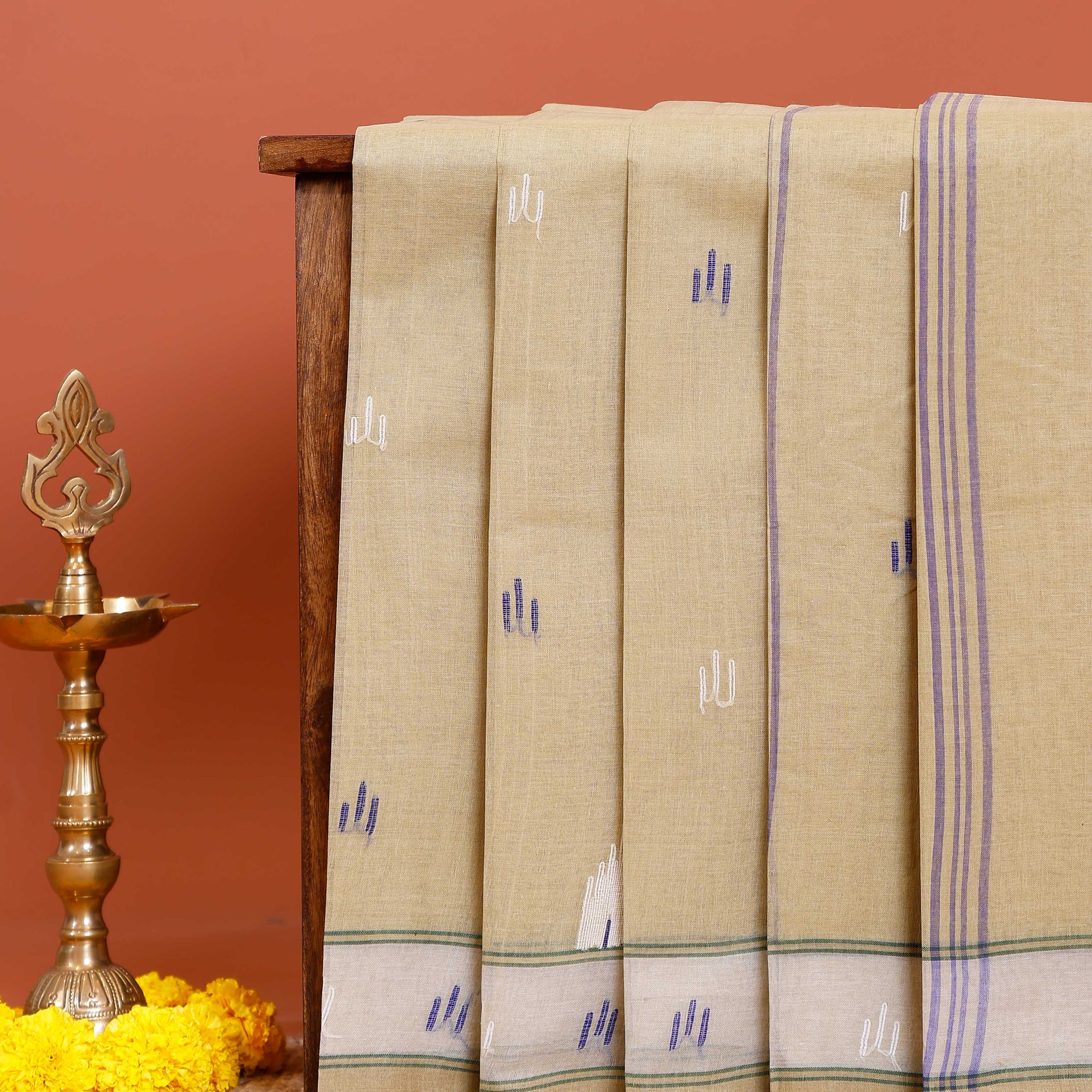 Handloom Bengal Cotton Saree with Traditional Jamdani Motifs and Border Detailing - Light Brown