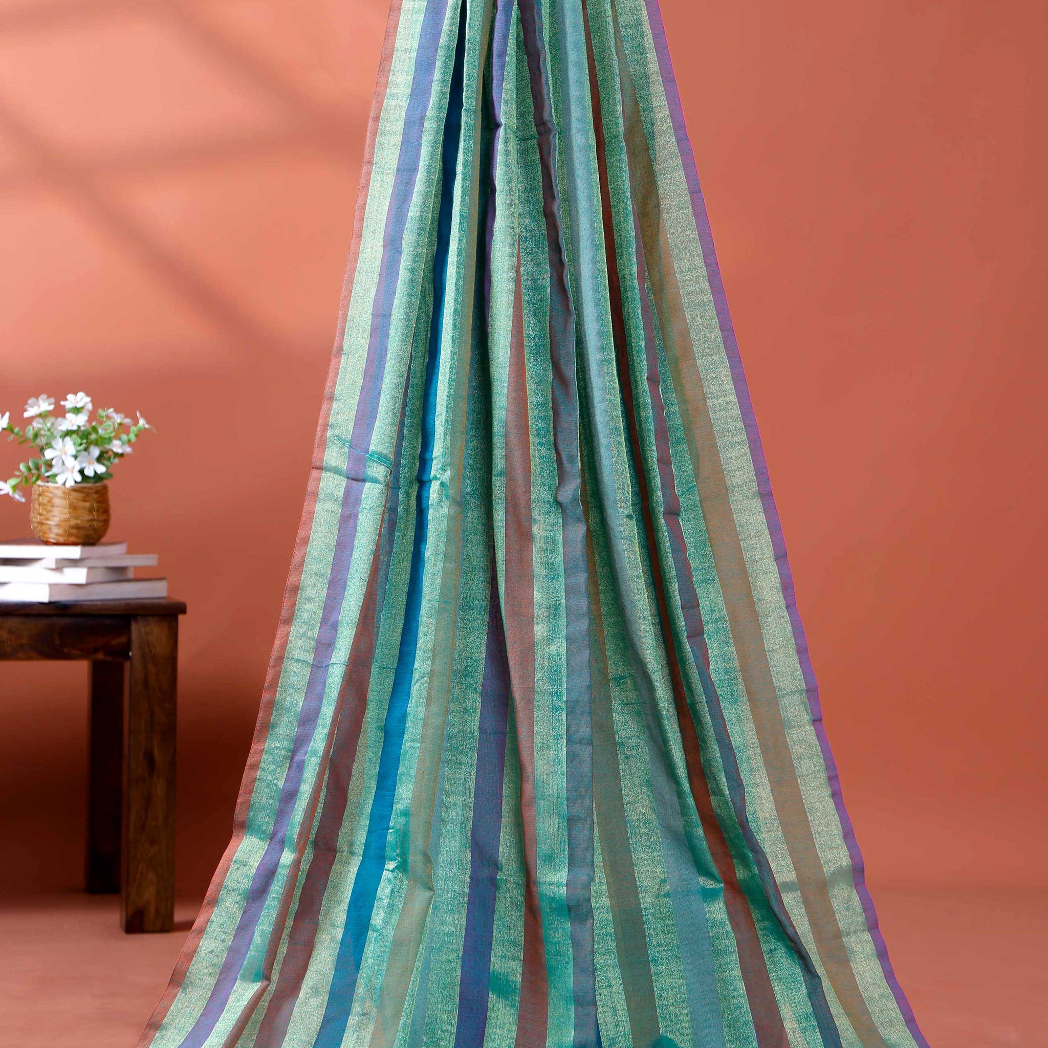 Handloom Mul Mul Cotton Saree with Vertical Stripe Pattern and Decorative Tassels - Green