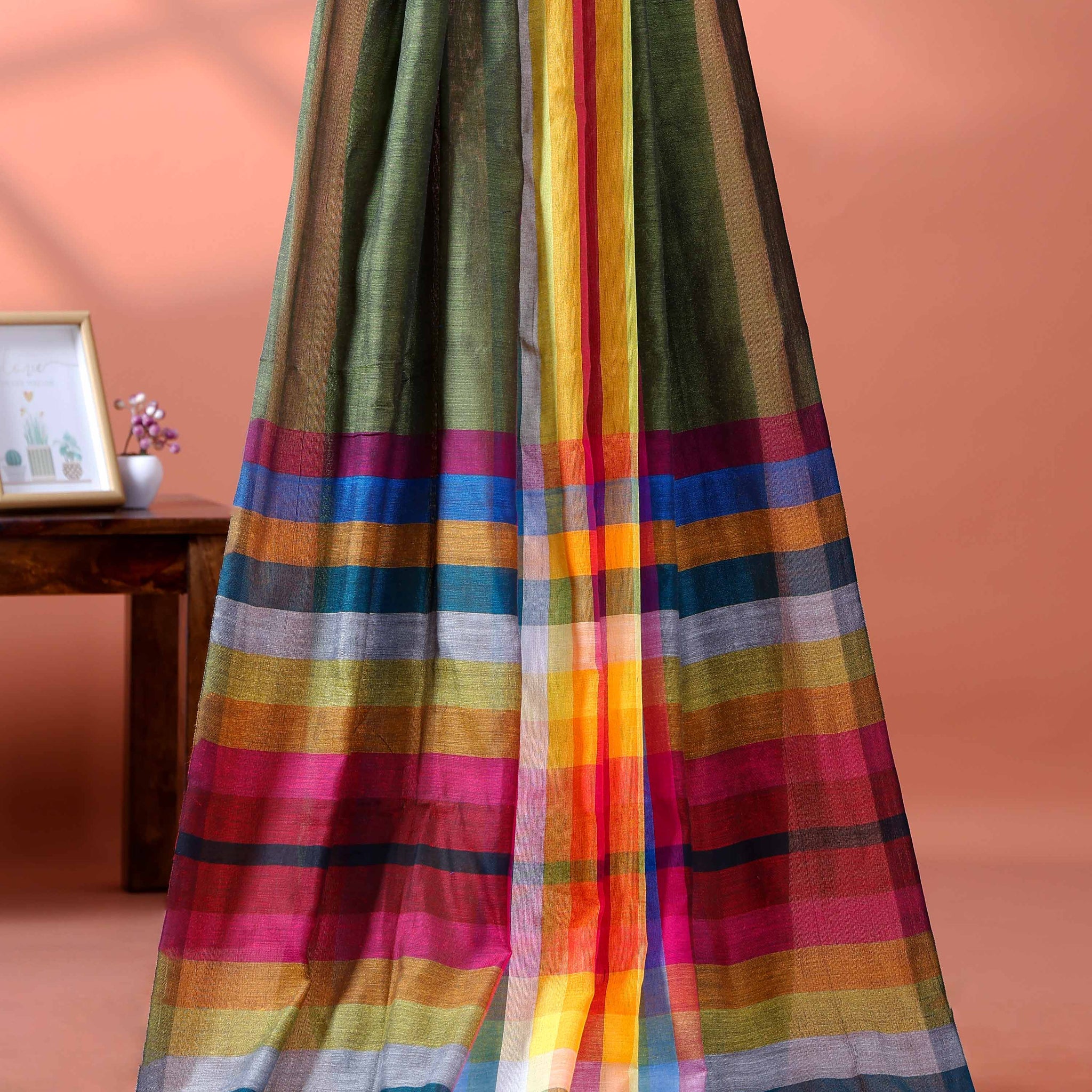 Handloom Mul Mul Cotton Saree with Vertical Stripe Pattern and Decorative Tassels - Green